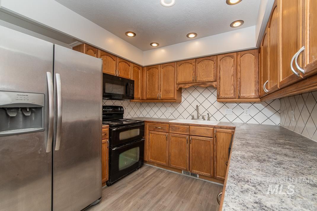 480 E Easy St, Kuna, Idaho 83634-2114, 3 Bedrooms, 1 Bathroom, Residential For Sale, Price $349,000,MLS 98972151