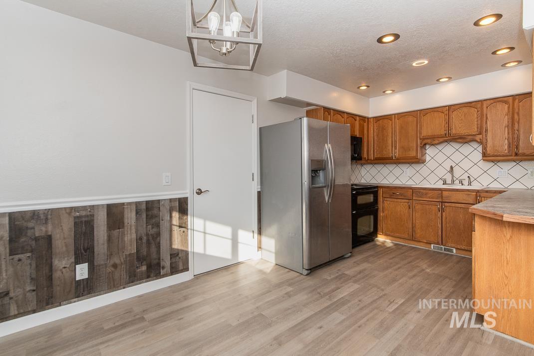 480 E Easy St, Kuna, Idaho 83634-2114, 3 Bedrooms, 1 Bathroom, Residential For Sale, Price $349,000,MLS 98972151