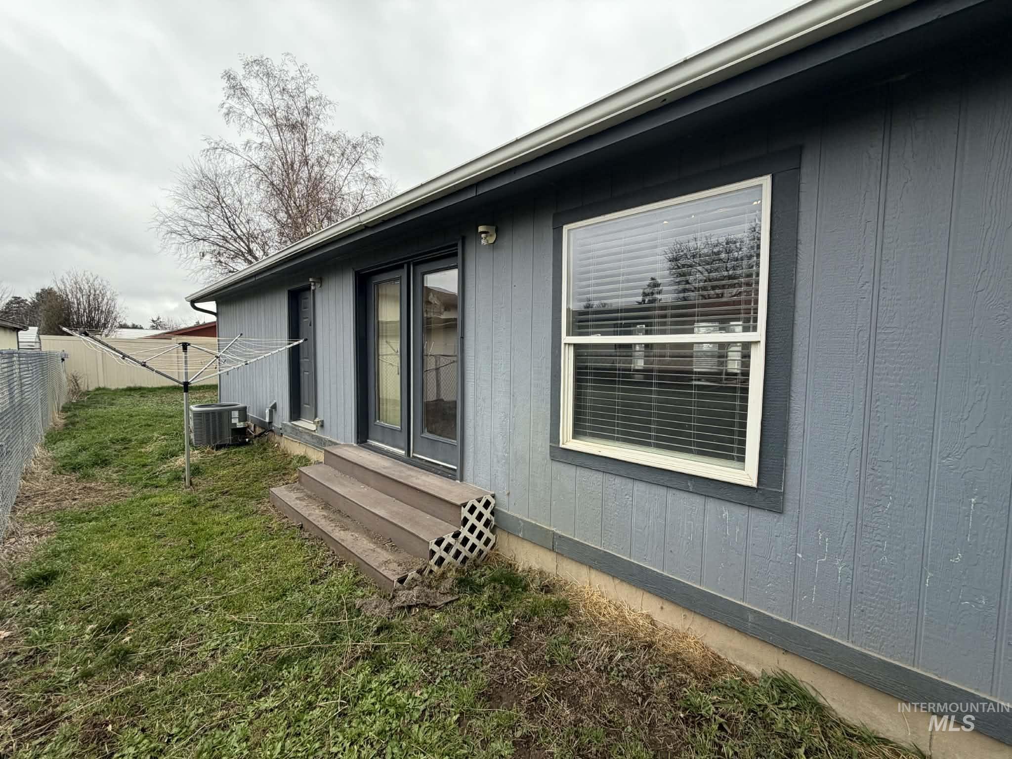 2034 Powers Ave #8, Lewiston, Idaho 83501, 3 Bedrooms, 2 Bathrooms, Residential For Sale, Price $149,000,MLS 98972152