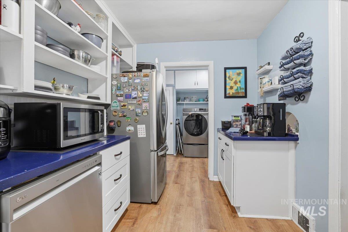 120 Mead St, Caldwell, Idaho 83605-0000, 2 Bedrooms, 1 Bathroom, Residential For Sale, Price $335,000,MLS 98972160