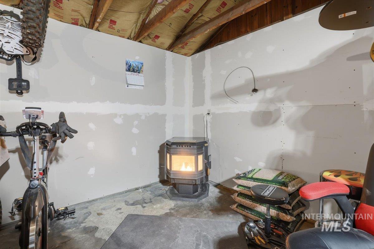 120 Mead St, Caldwell, Idaho 83605-0000, 2 Bedrooms, 1 Bathroom, Residential For Sale, Price $335,000,MLS 98972160