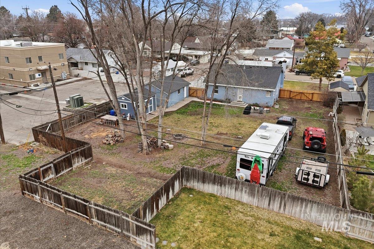 120 Mead St, Caldwell, Idaho 83605-0000, 2 Bedrooms, 1 Bathroom, Residential For Sale, Price $335,000,MLS 98972160