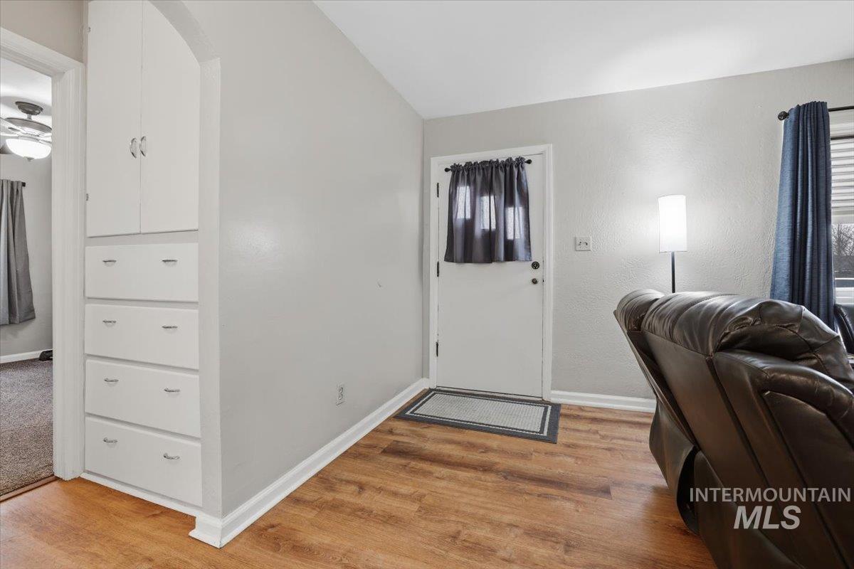 120 Mead St, Caldwell, Idaho 83605-0000, 2 Bedrooms, 1 Bathroom, Residential For Sale, Price $335,000,MLS 98972160