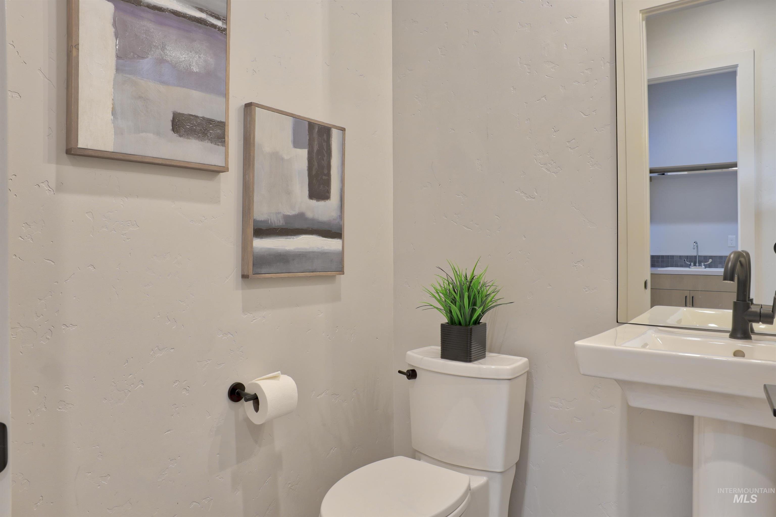 4148 E Copper Point, Meridian, Idaho 83642, 3 Bedrooms, 2.5 Bathrooms, Residential For Sale, Price $997,773,MLS 98972162