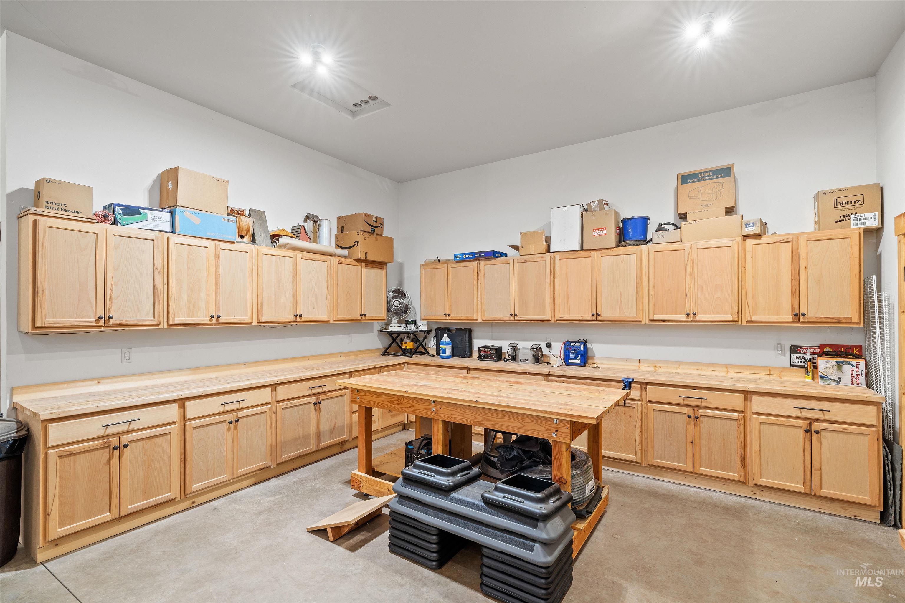 2755 West Pine Dr, New Meadows, Idaho 83654, 3 Bedrooms, 2.5 Bathrooms, Residential For Sale, Price $1,690,000,MLS 98972163