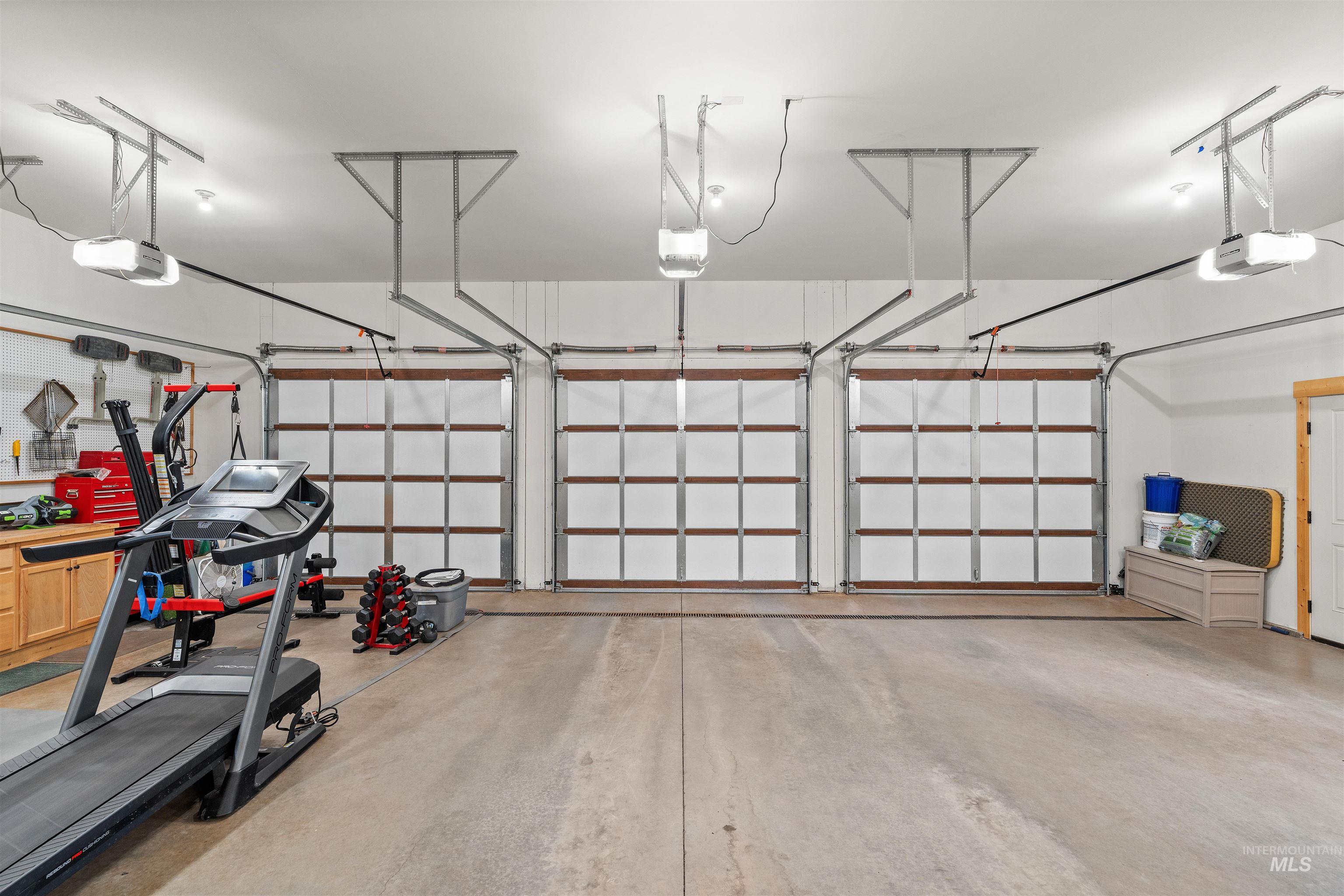 2755 West Pine Dr, New Meadows, Idaho 83654, 3 Bedrooms, 2.5 Bathrooms, Residential For Sale, Price $1,690,000,MLS 98972163