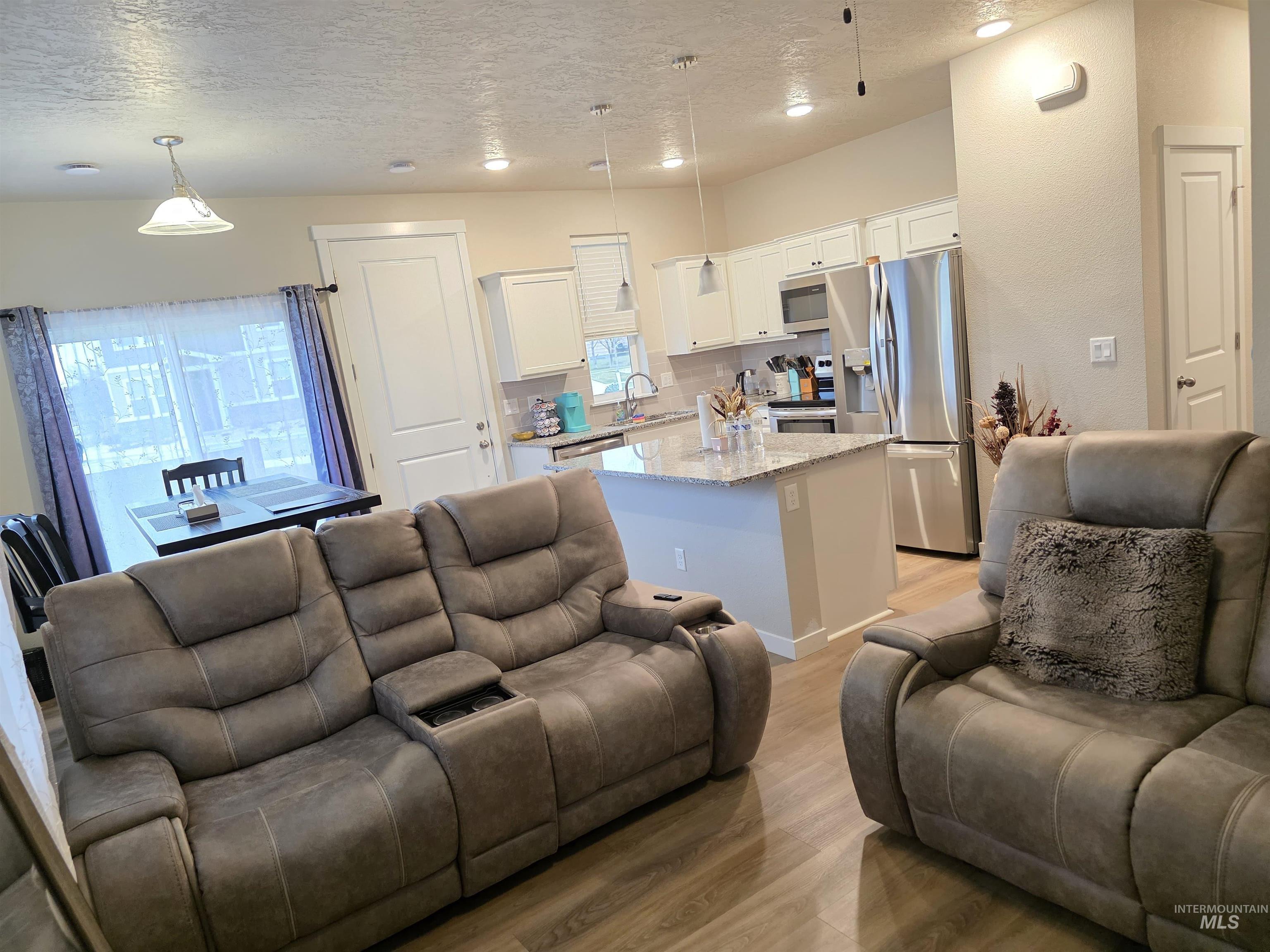 2316 E Spice Loop, Nampa, Idaho 83687, 3 Bedrooms, 3 Bathrooms, Residential For Sale, Price $316,990,MLS 98972164