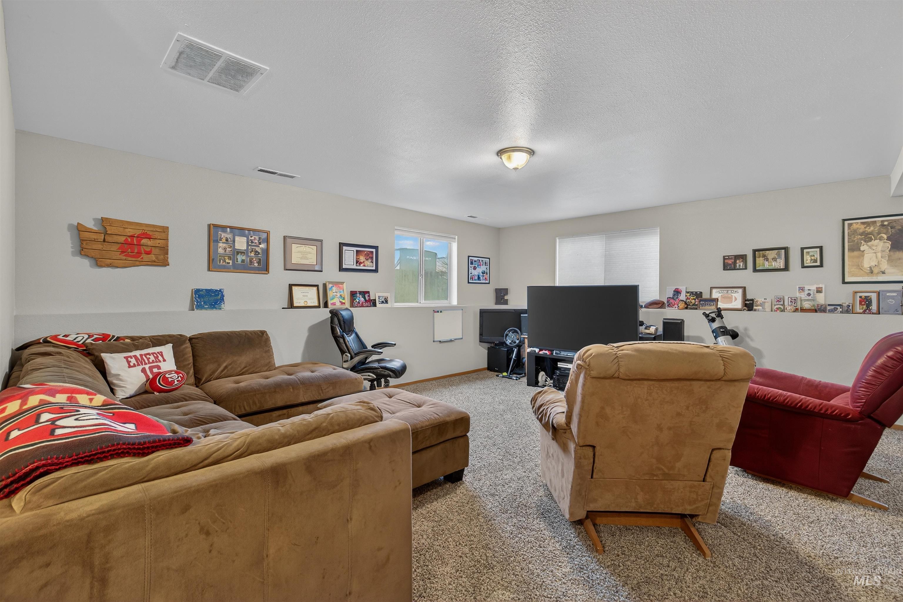 2814 22nd Street, Clarkston, Washington 99403, 4 Bedrooms, 3 Bathrooms, Residential For Sale, Price $442,000,MLS 98972165