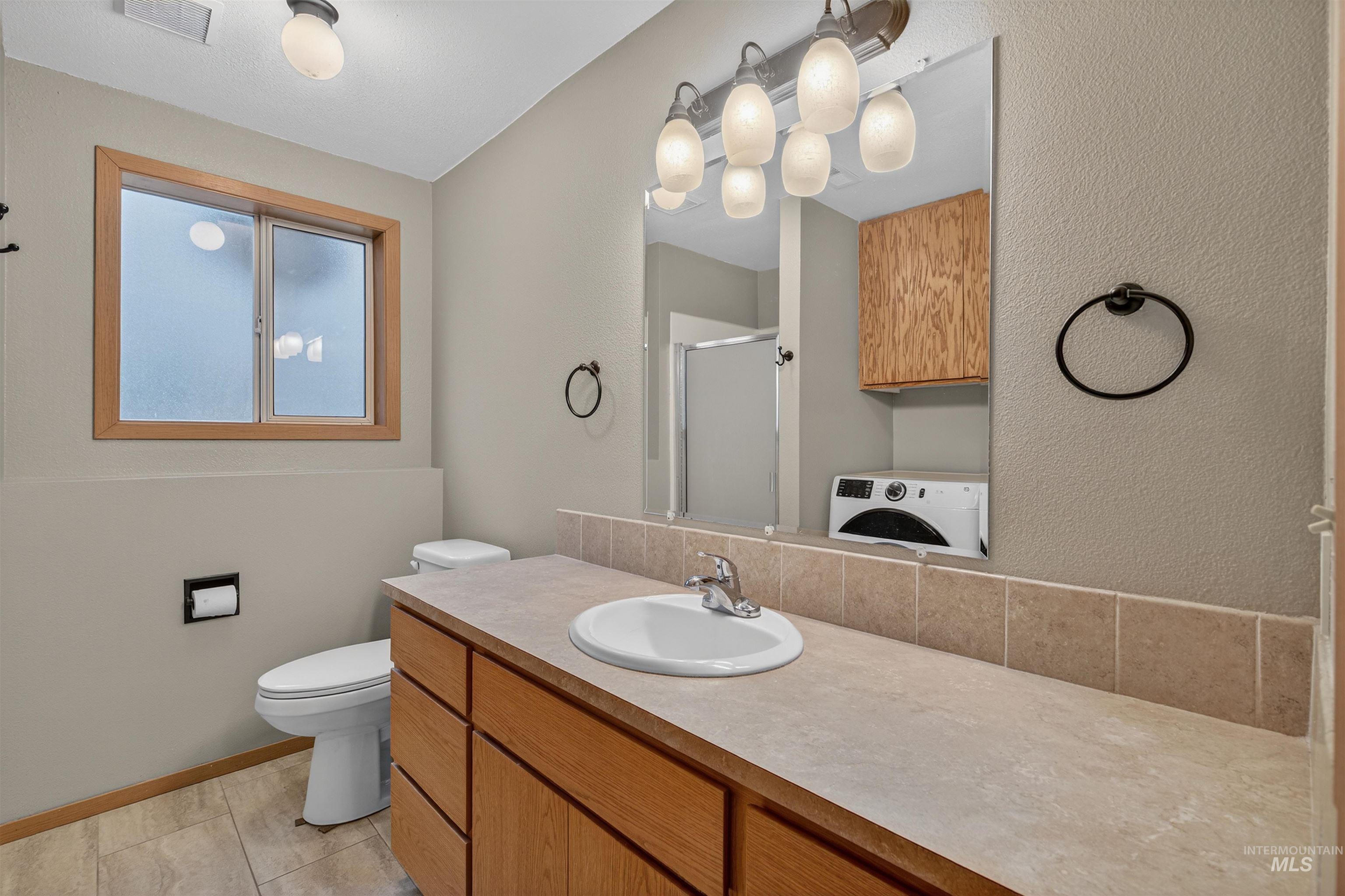 2814 22nd Street, Clarkston, Washington 99403, 4 Bedrooms, 3 Bathrooms, Residential For Sale, Price $442,000,MLS 98972165