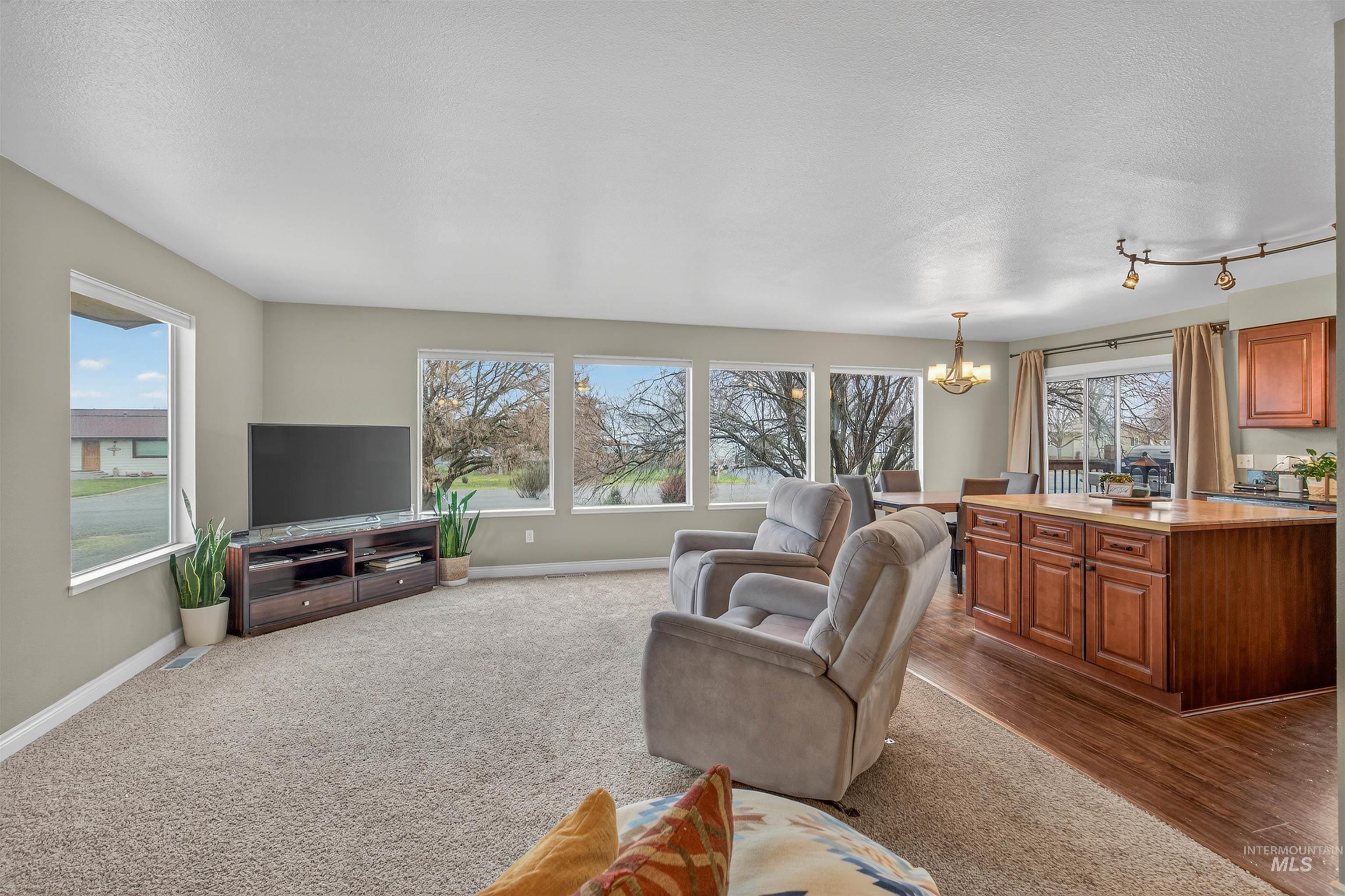 2814 22nd Street, Clarkston, Washington 99403, 4 Bedrooms, 3 Bathrooms, Residential For Sale, Price $442,000,MLS 98972165