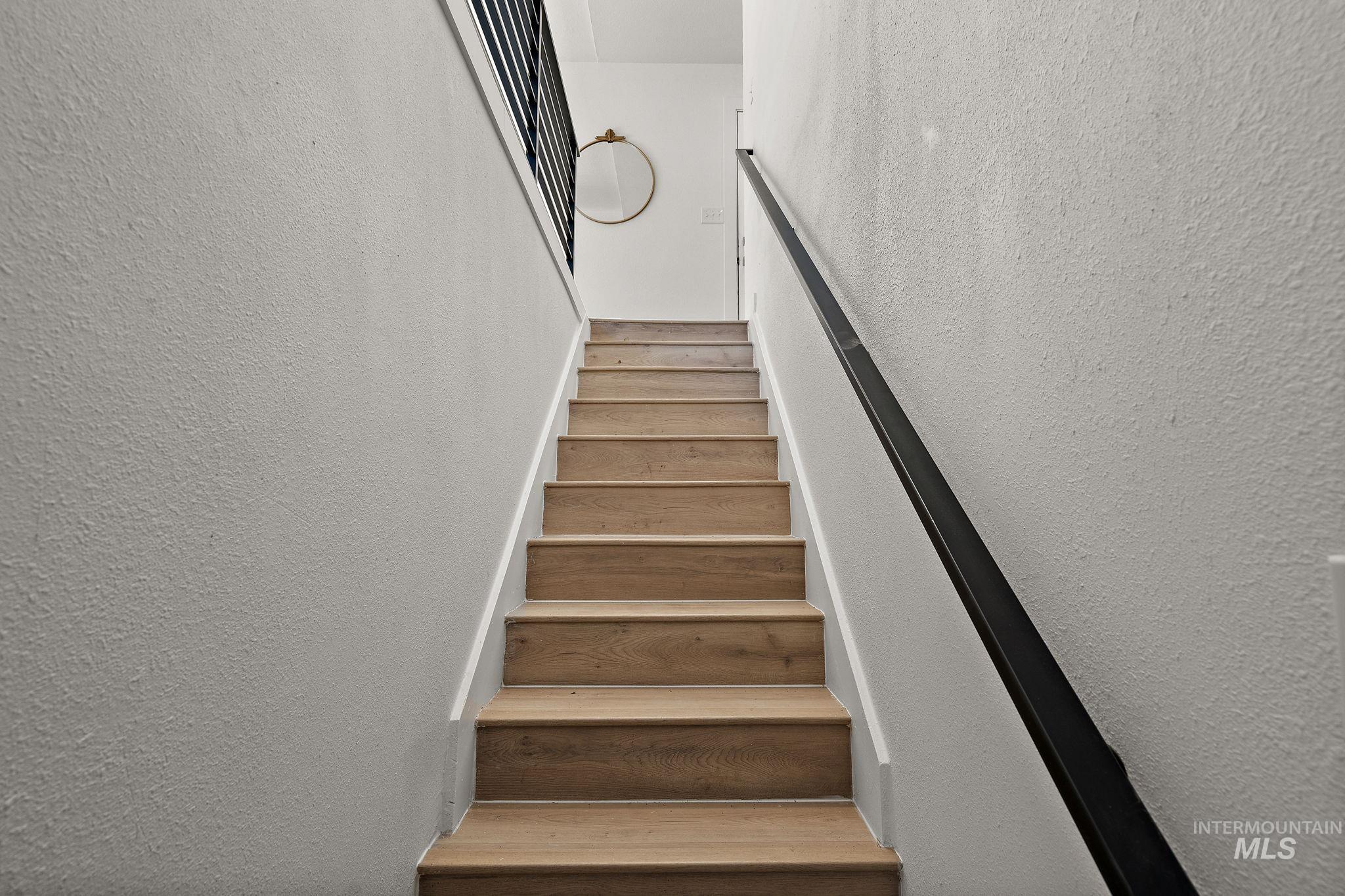 5338 W Spaulding St., Boise, Idaho 83705, 5 Bedrooms, 2 Bathrooms, Residential For Sale, Price $519,000,MLS 98972167