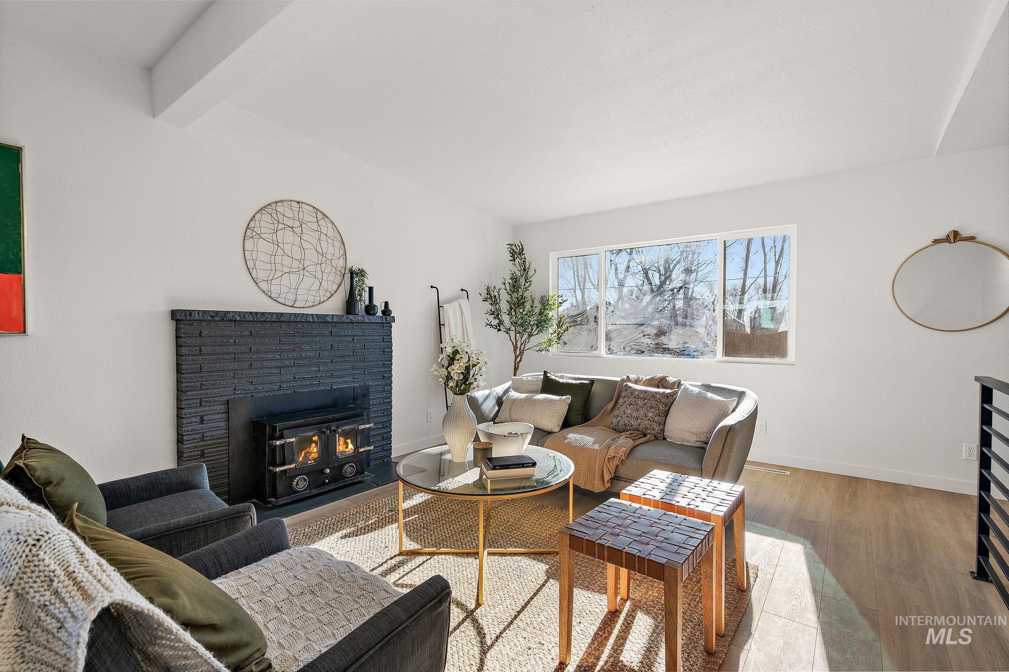 5338 W Spaulding St., Boise, Idaho 83705, 5 Bedrooms, 2 Bathrooms, Residential For Sale, Price $519,000,MLS 98972167