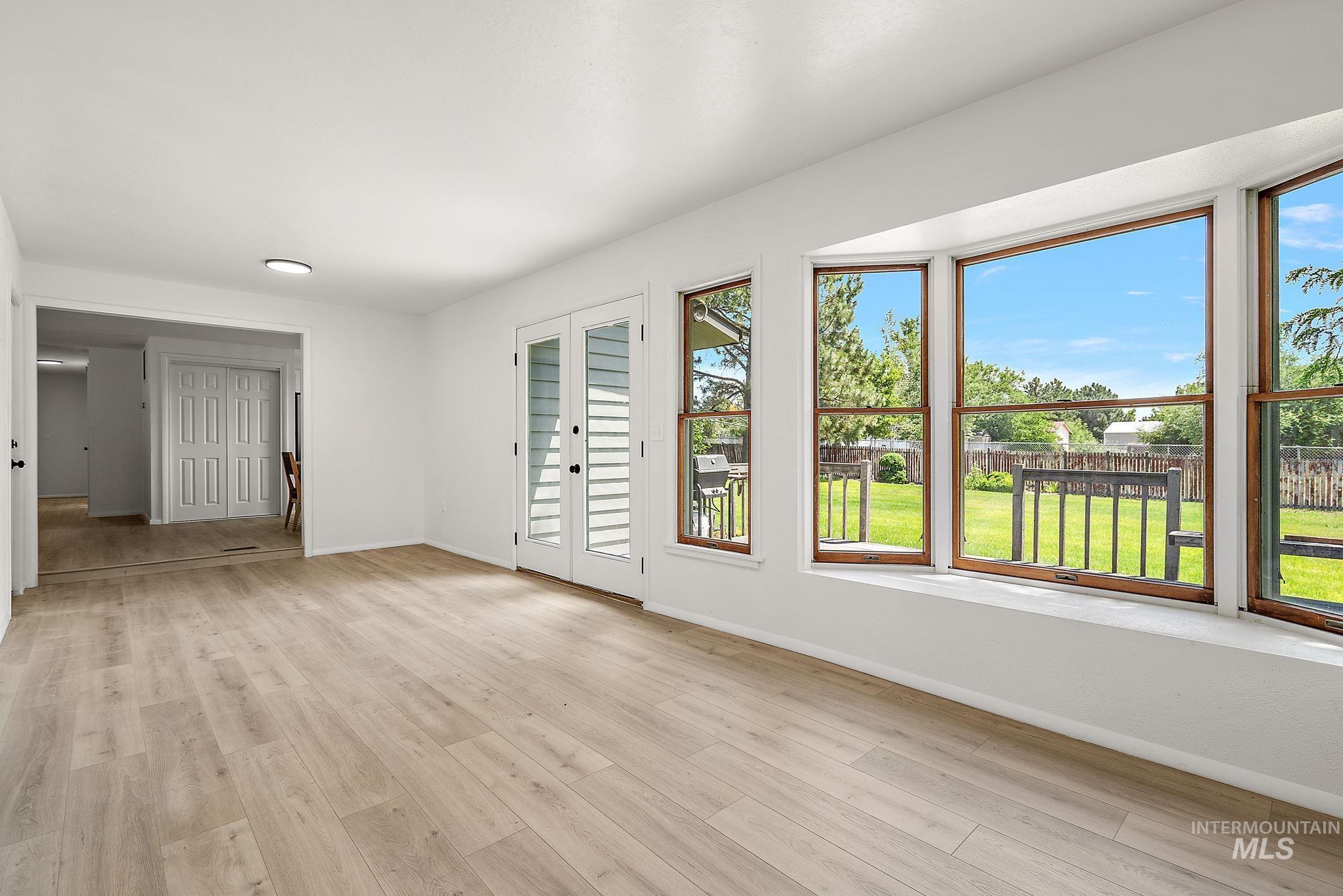 5911 Clark, Nampa, Idaho 83687, 3 Bedrooms, 2 Bathrooms, Residential For Sale, Price $469,000,MLS 98972168