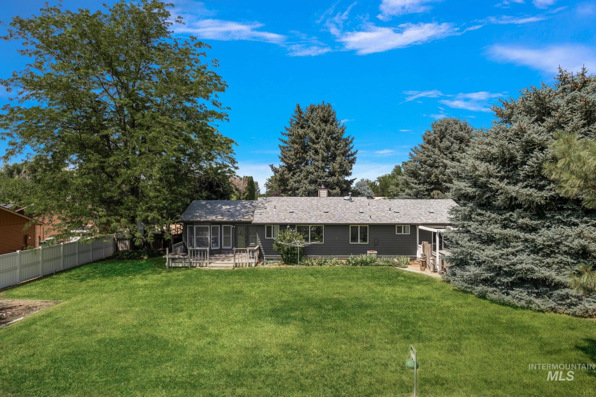 5911 Clark, Nampa, Idaho 83687, 3 Bedrooms, 2 Bathrooms, Residential For Sale, Price $469,000,MLS 98972168