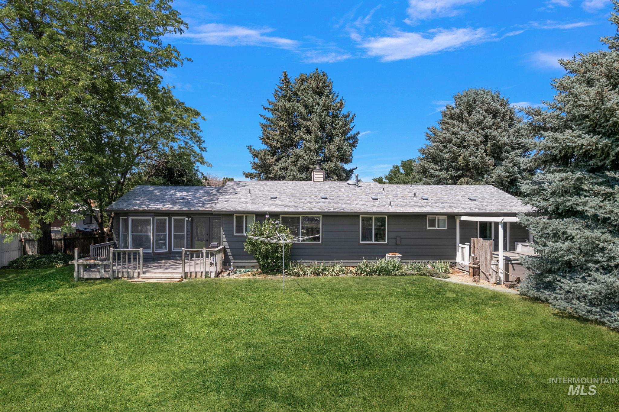 5911 Clark, Nampa, Idaho 83687, 3 Bedrooms, 2 Bathrooms, Residential For Sale, Price $469,000,MLS 98972168