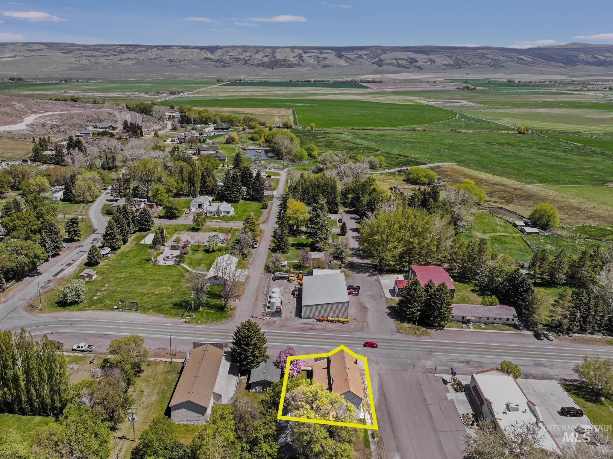 249 Main Street, Albion, Idaho 83311-0000, 2 Bedrooms, 6 Rooms, Business/Commercial For Sale, Price $150,000,MLS 98972170