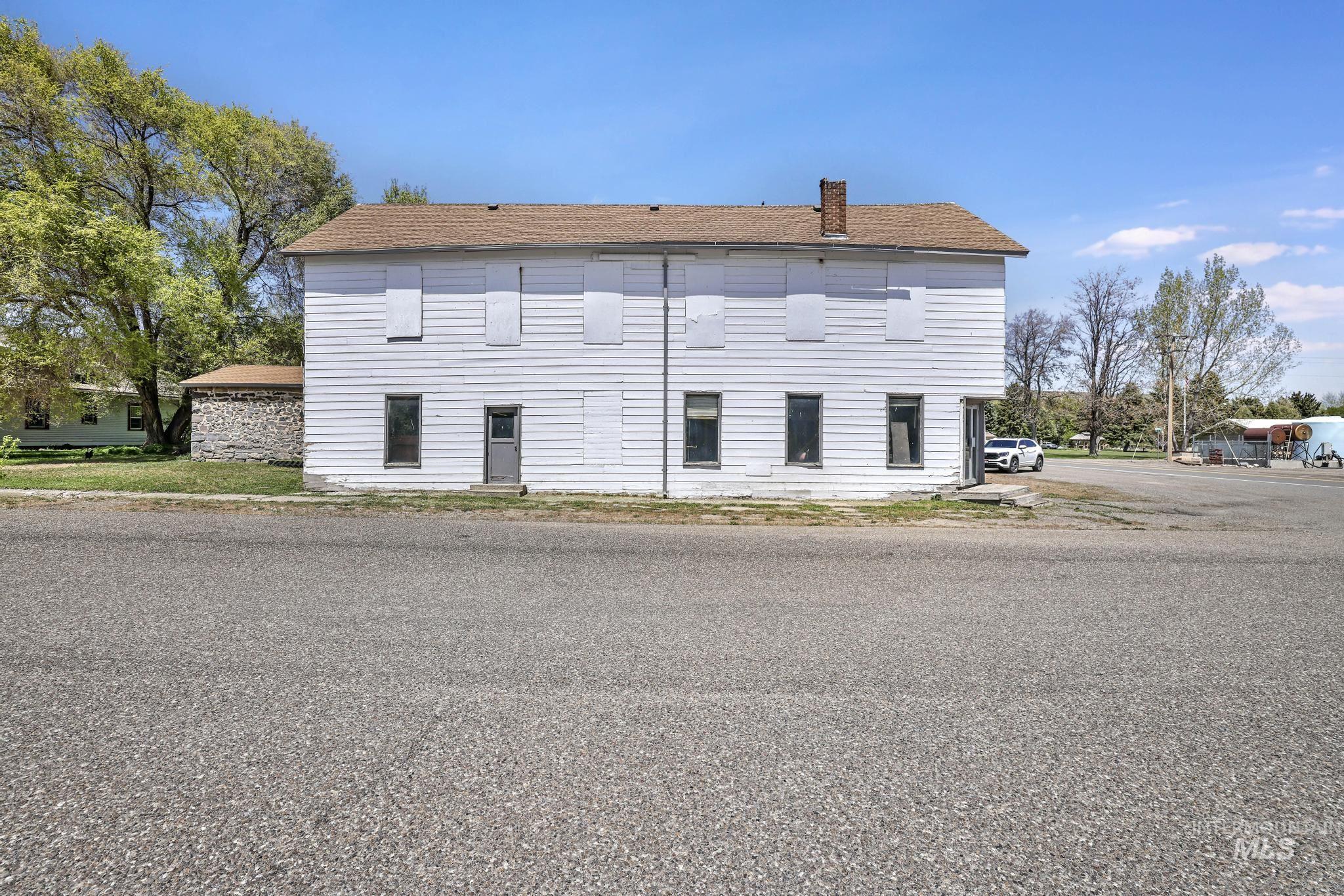 249 Main Street, Albion, Idaho 83311-0000, 2 Bedrooms, 6 Rooms, Business/Commercial For Sale, Price $150,000,MLS 98972170