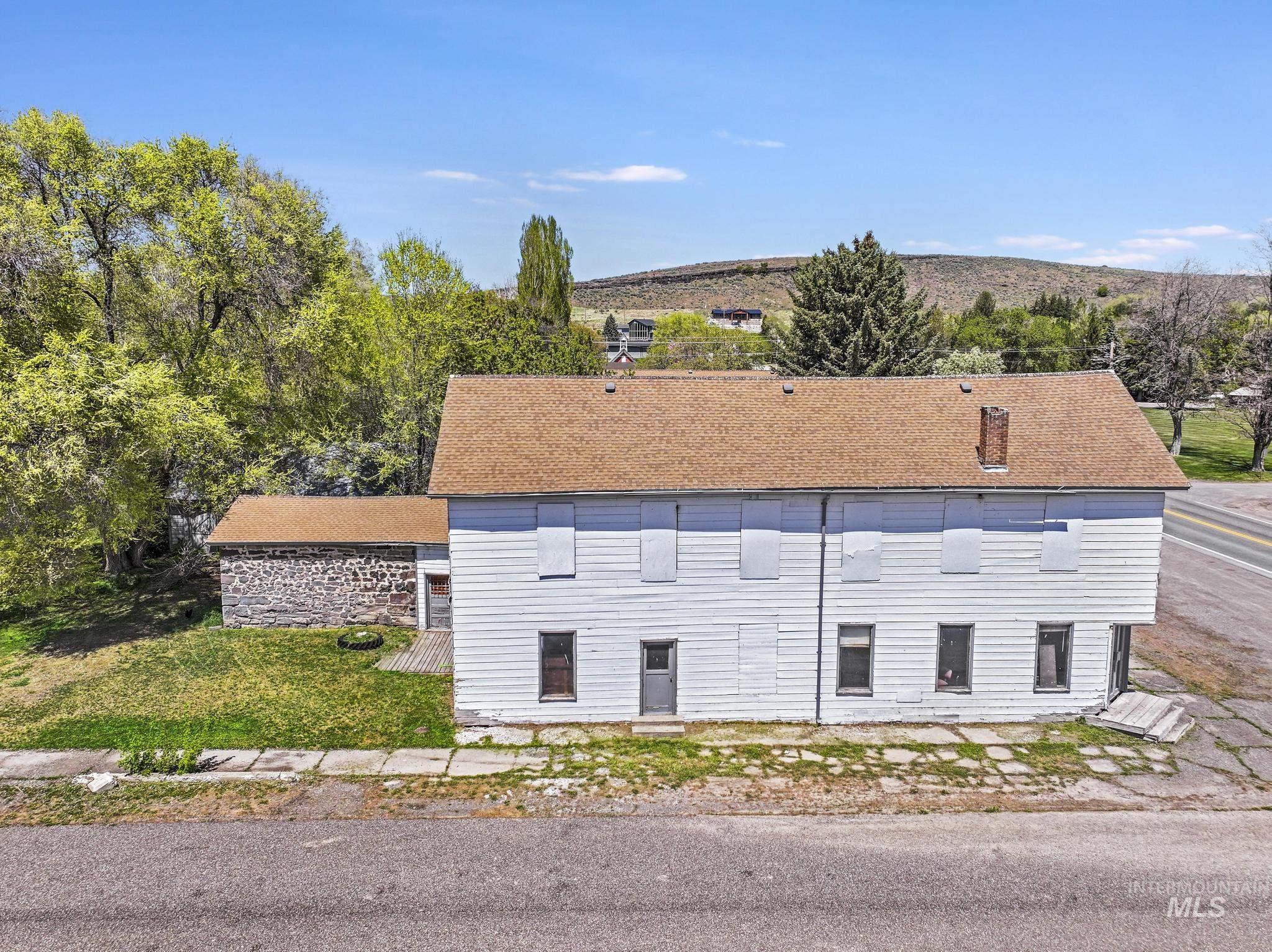 249 Main Street, Albion, Idaho 83311-0000, 2 Bedrooms, 6 Rooms, Business/Commercial For Sale, Price $150,000,MLS 98972170