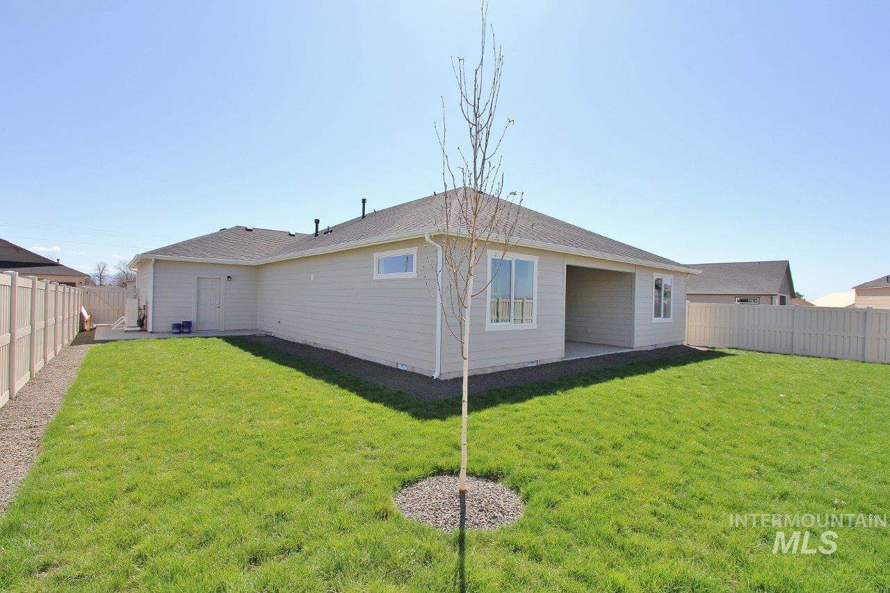 3553 N Eleanor Way, Star, Idaho 83669, 3 Bedrooms, 2 Bathrooms, Residential For Sale, Price $524,990,MLS 98972173