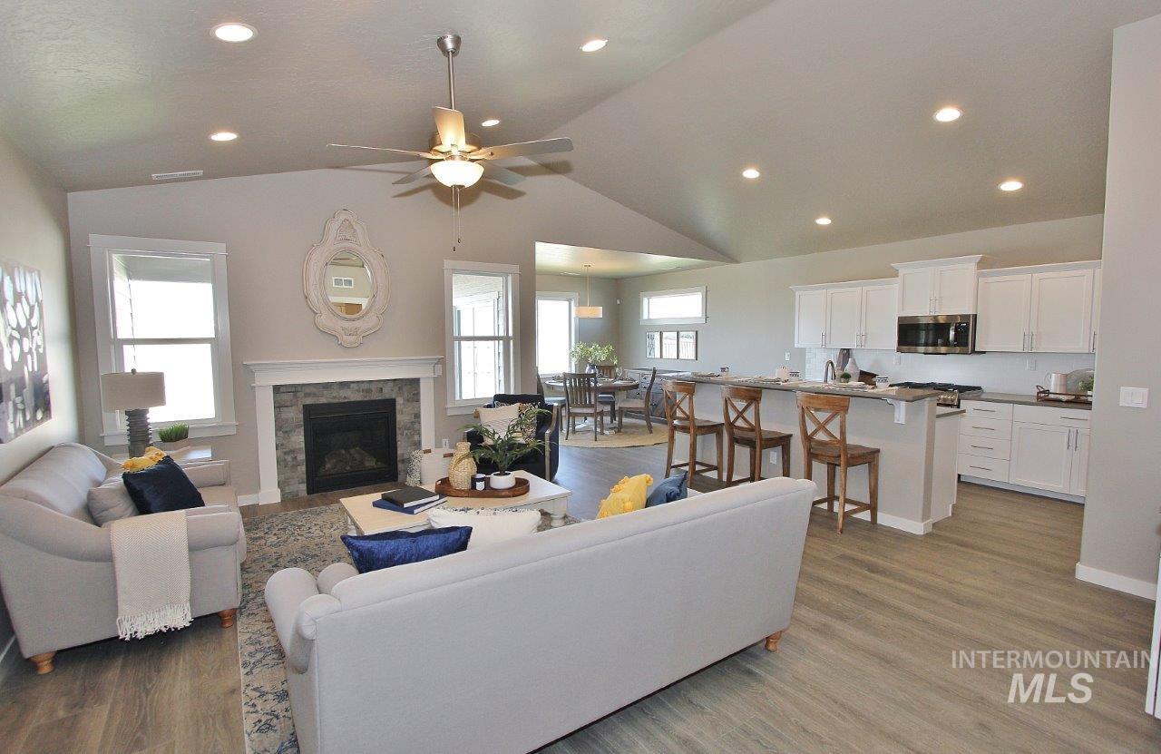 3553 N Eleanor Way, Star, Idaho 83669, 3 Bedrooms, 2 Bathrooms, Residential For Sale, Price $524,990,MLS 98972173