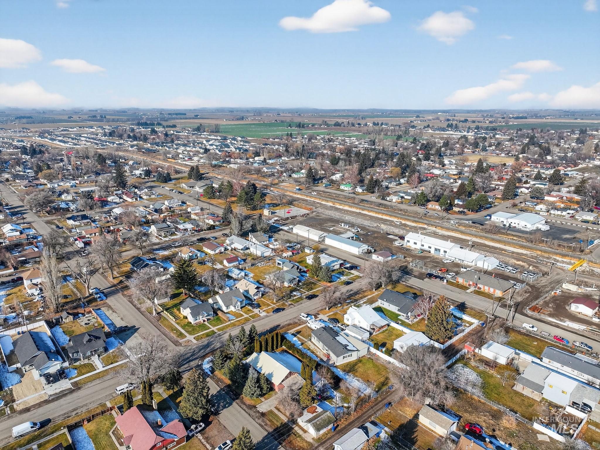 1002 E Street, Rupert, Idaho 83350, 2 Bedrooms, 1 Bathroom, Residential For Sale, Price $289,000,MLS 98972174