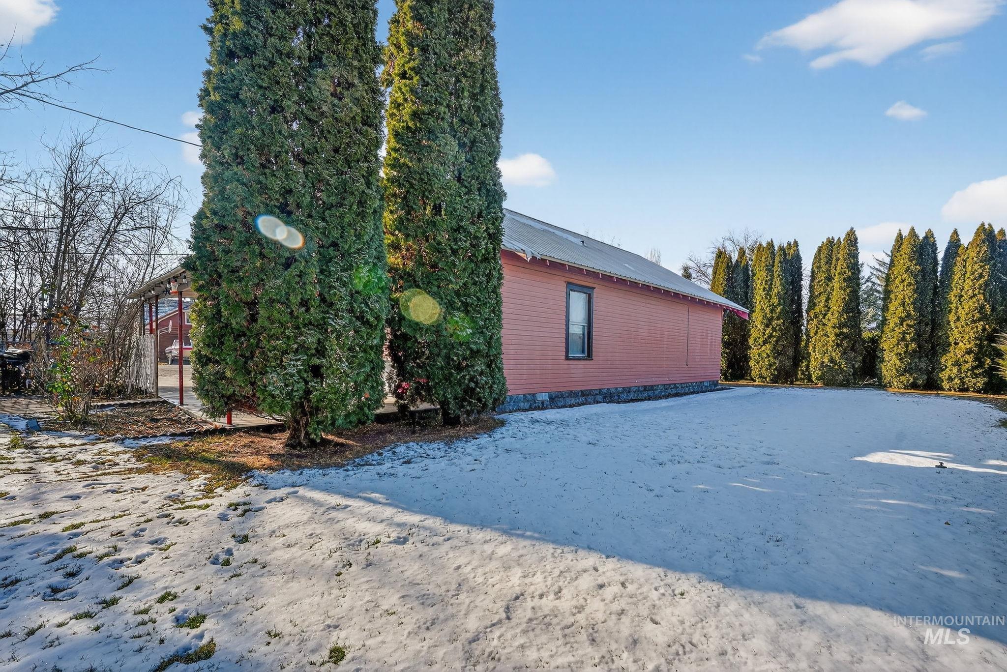 1002 E Street, Rupert, Idaho 83350, 2 Bedrooms, 1 Bathroom, Residential For Sale, Price $289,000,MLS 98972174