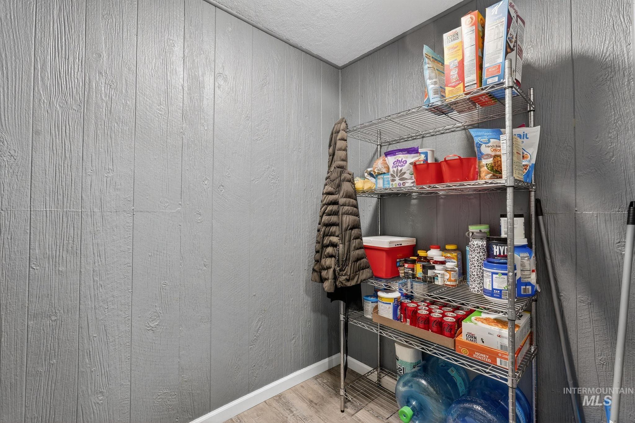 1002 E Street, Rupert, Idaho 83350, 2 Bedrooms, 1 Bathroom, Residential For Sale, Price $289,000,MLS 98972174