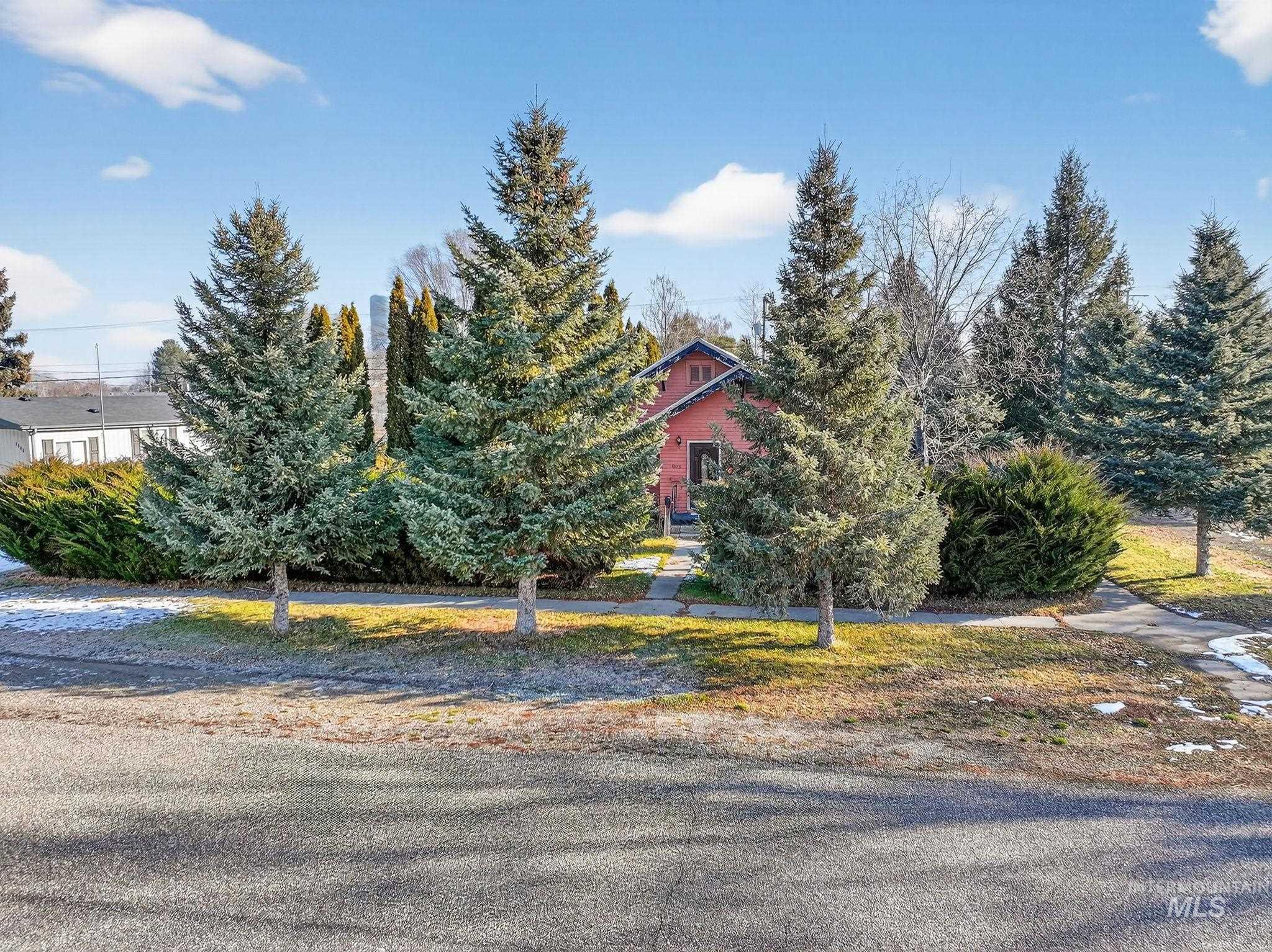 1002 E Street, Rupert, Idaho 83350, 2 Bedrooms, 1 Bathroom, Residential For Sale, Price $289,000,MLS 98972174