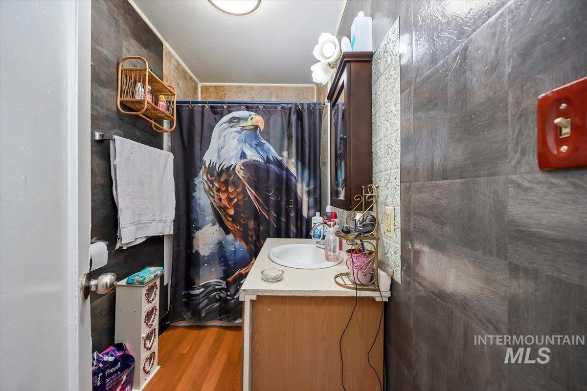 224 E 5th Ave, Jerome, Idaho 83338, 3 Bedrooms, 1 Bathroom, Residential For Sale, Price $239,900,MLS 98972175