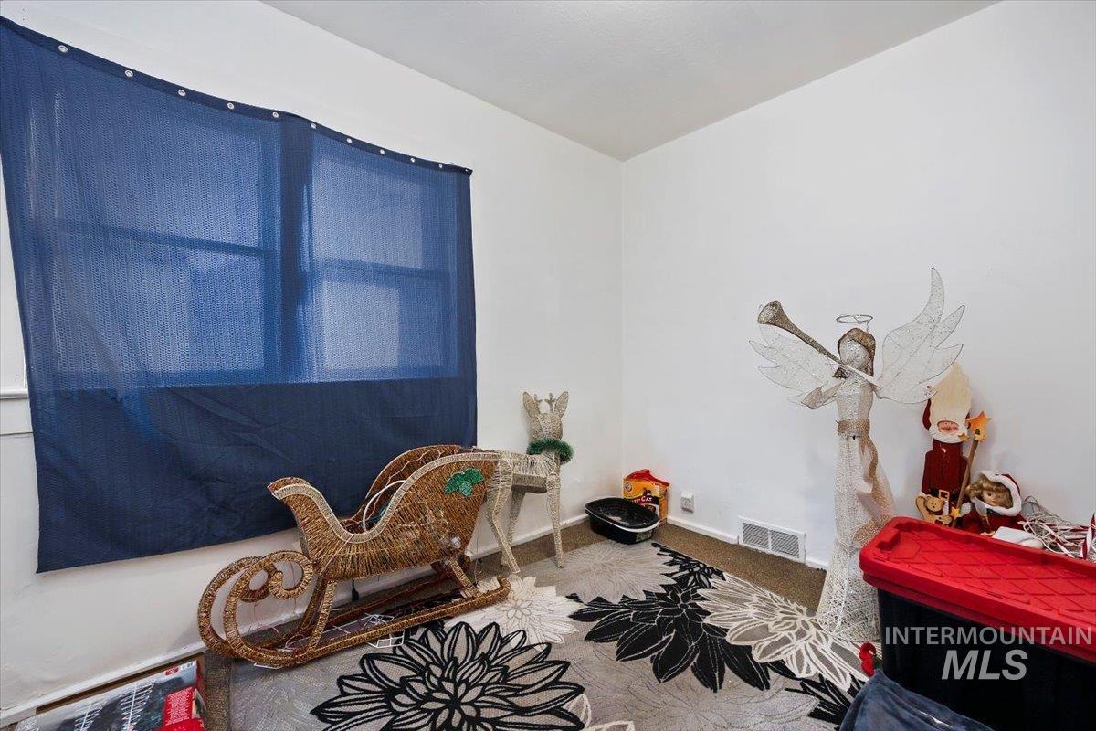 224 E 5th Ave, Jerome, Idaho 83338, 3 Bedrooms, 1 Bathroom, Residential For Sale, Price $239,900,MLS 98972175