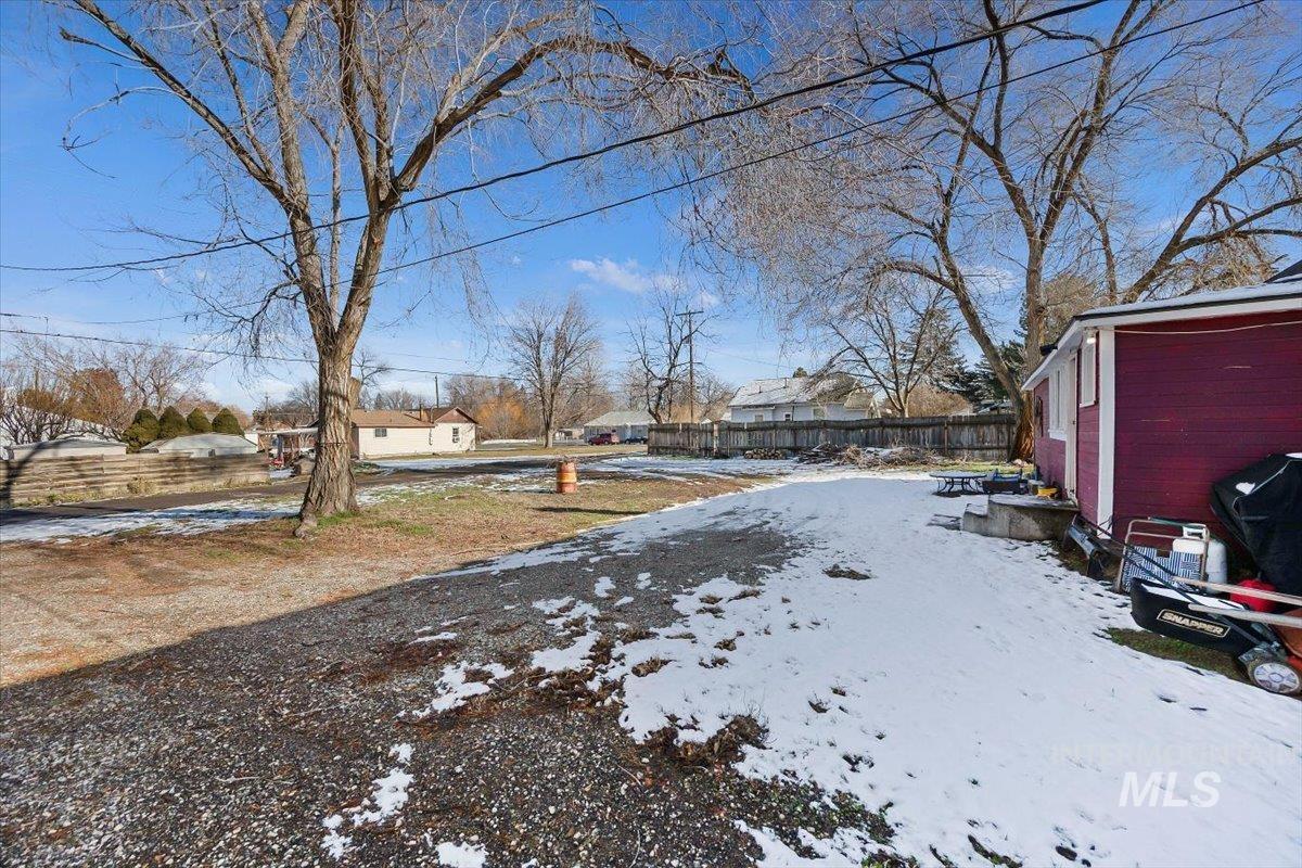224 E 5th Ave, Jerome, Idaho 83338, 3 Bedrooms, 1 Bathroom, Residential For Sale, Price $239,900,MLS 98972175