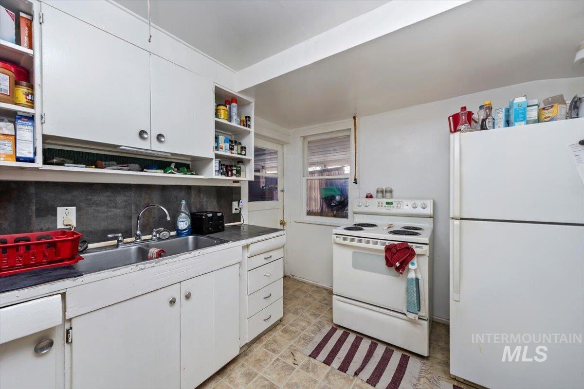 224 E 5th Ave, Jerome, Idaho 83338, 3 Bedrooms, 1 Bathroom, Residential For Sale, Price $239,900,MLS 98972175