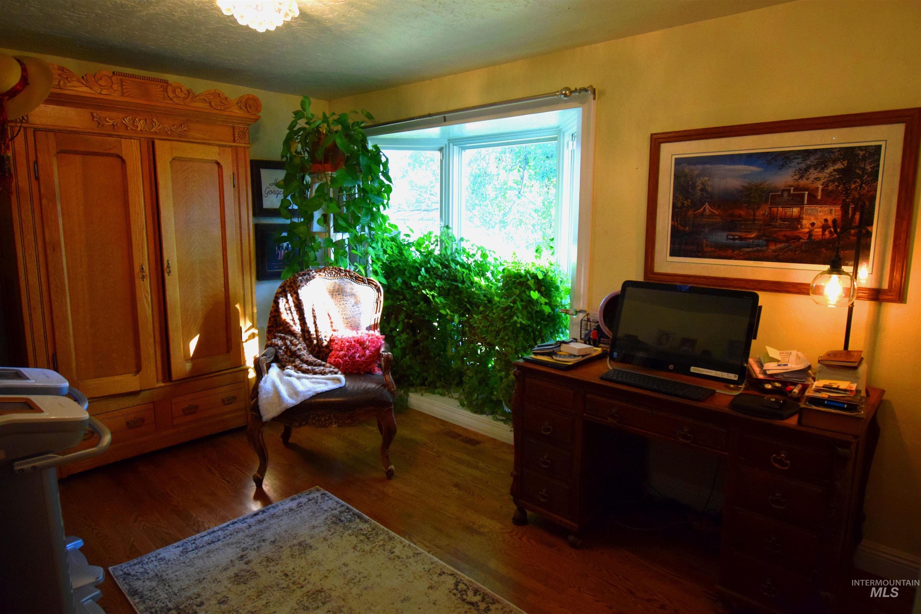 9325 W Wright St, Boise, Idaho 83709, 5 Bedrooms, 3 Bathrooms, Residential For Sale, Price $1,275,000,MLS 98972180