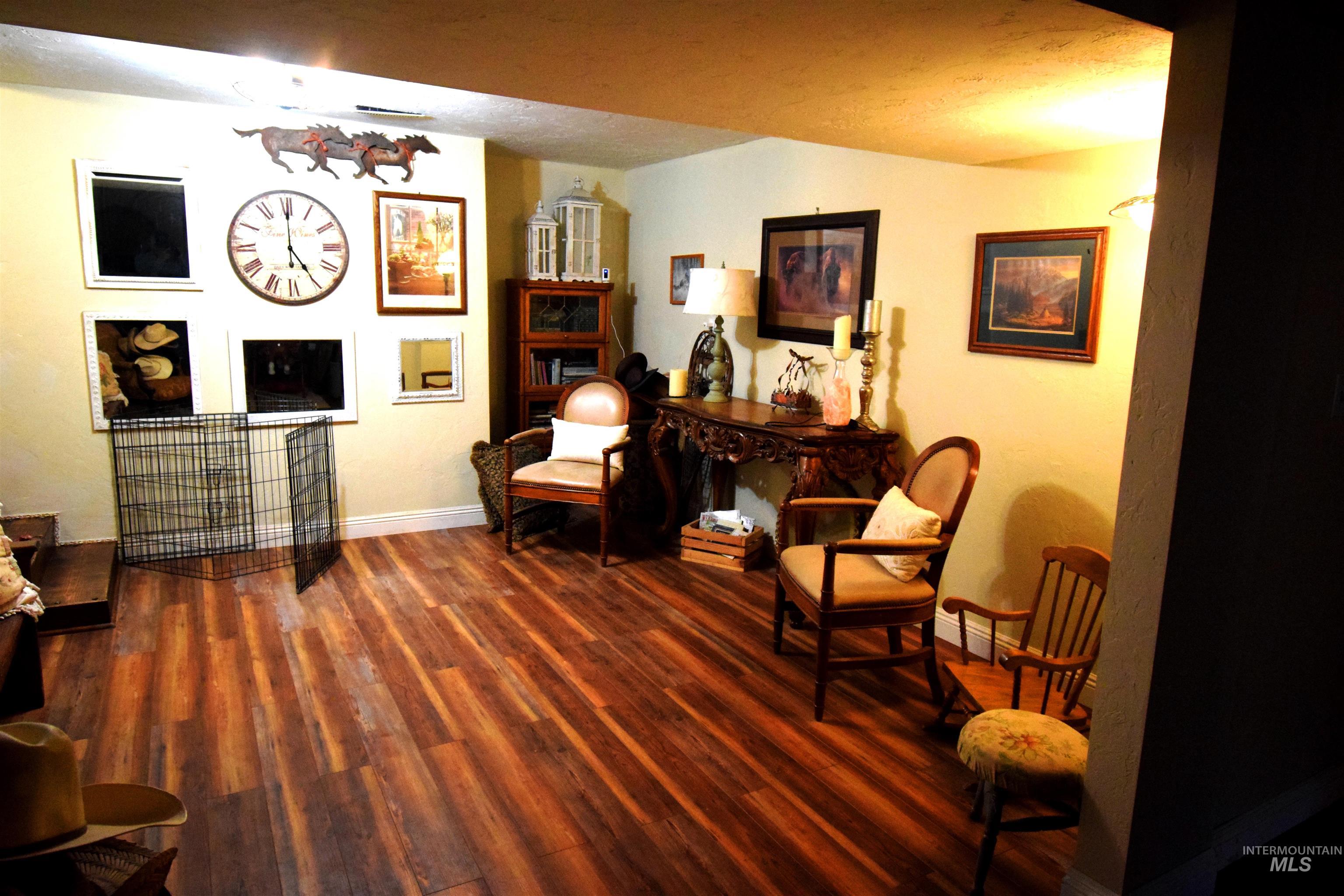 9325 W Wright St, Boise, Idaho 83709, 5 Bedrooms, 3 Bathrooms, Residential For Sale, Price $1,275,000,MLS 98972180