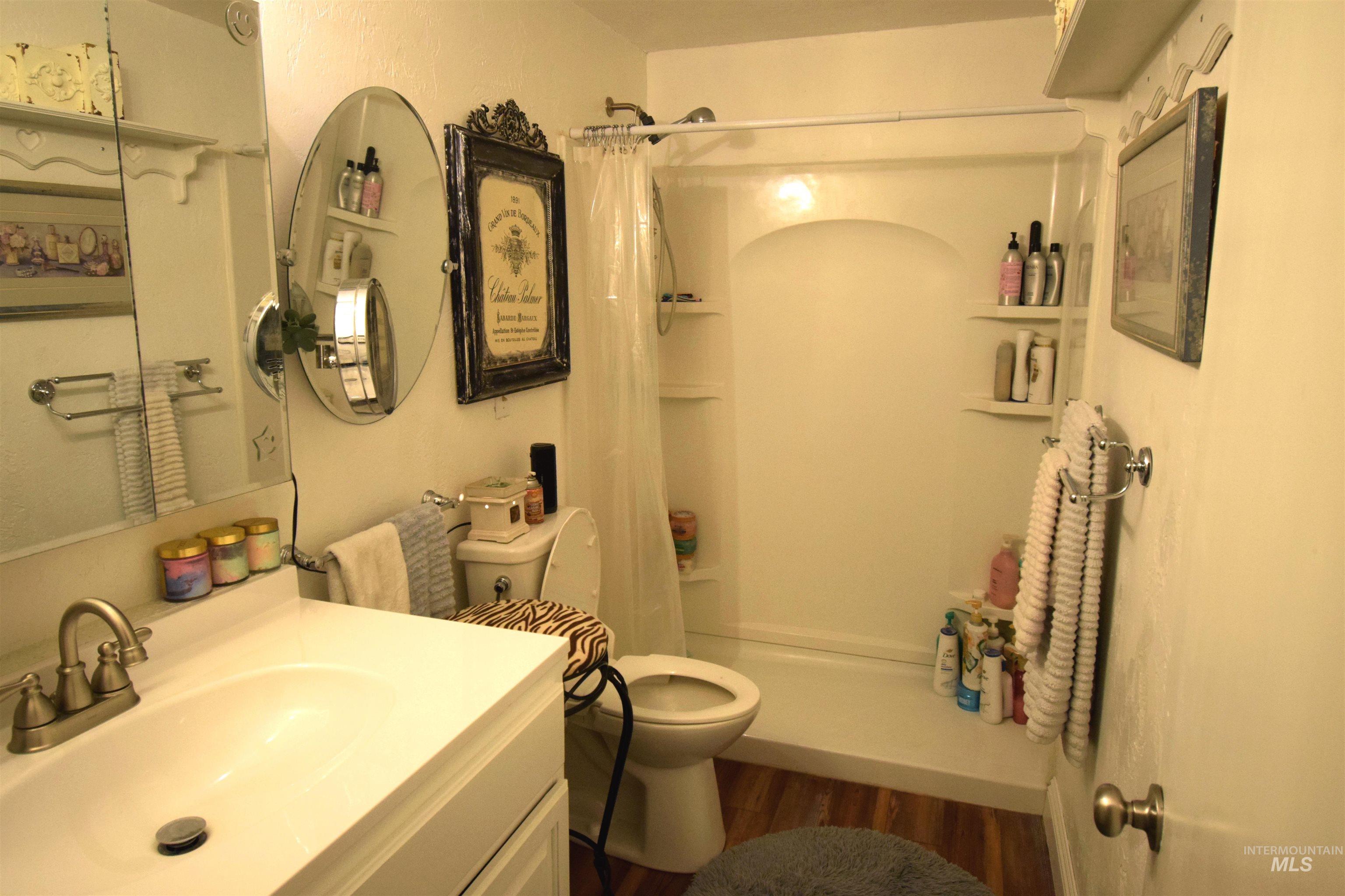 9325 W Wright St, Boise, Idaho 83709, 5 Bedrooms, 3 Bathrooms, Residential For Sale, Price $1,275,000,MLS 98972180