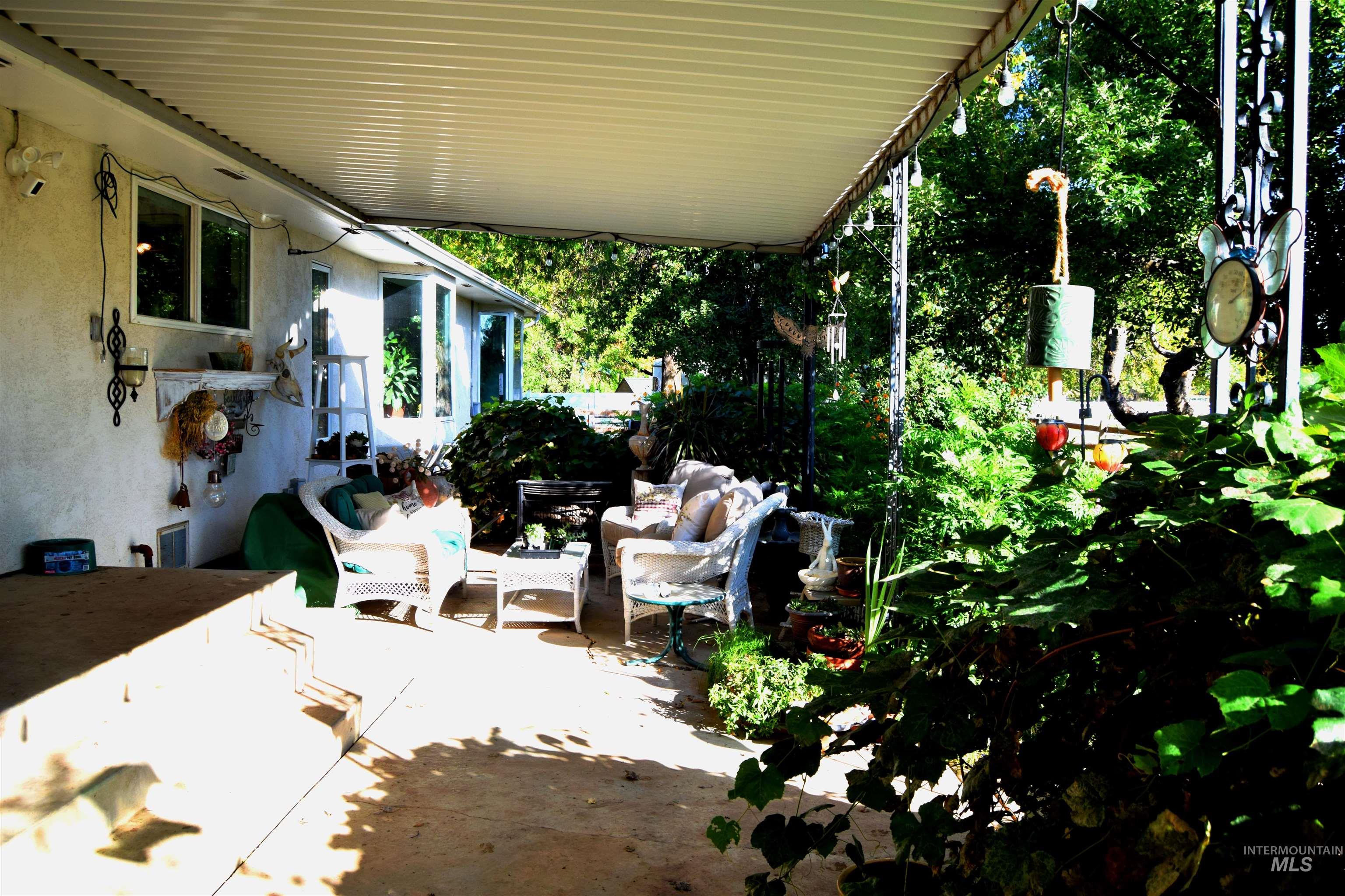 9325 W Wright St, Boise, Idaho 83709, 5 Bedrooms, 3 Bathrooms, Residential For Sale, Price $1,275,000,MLS 98972180