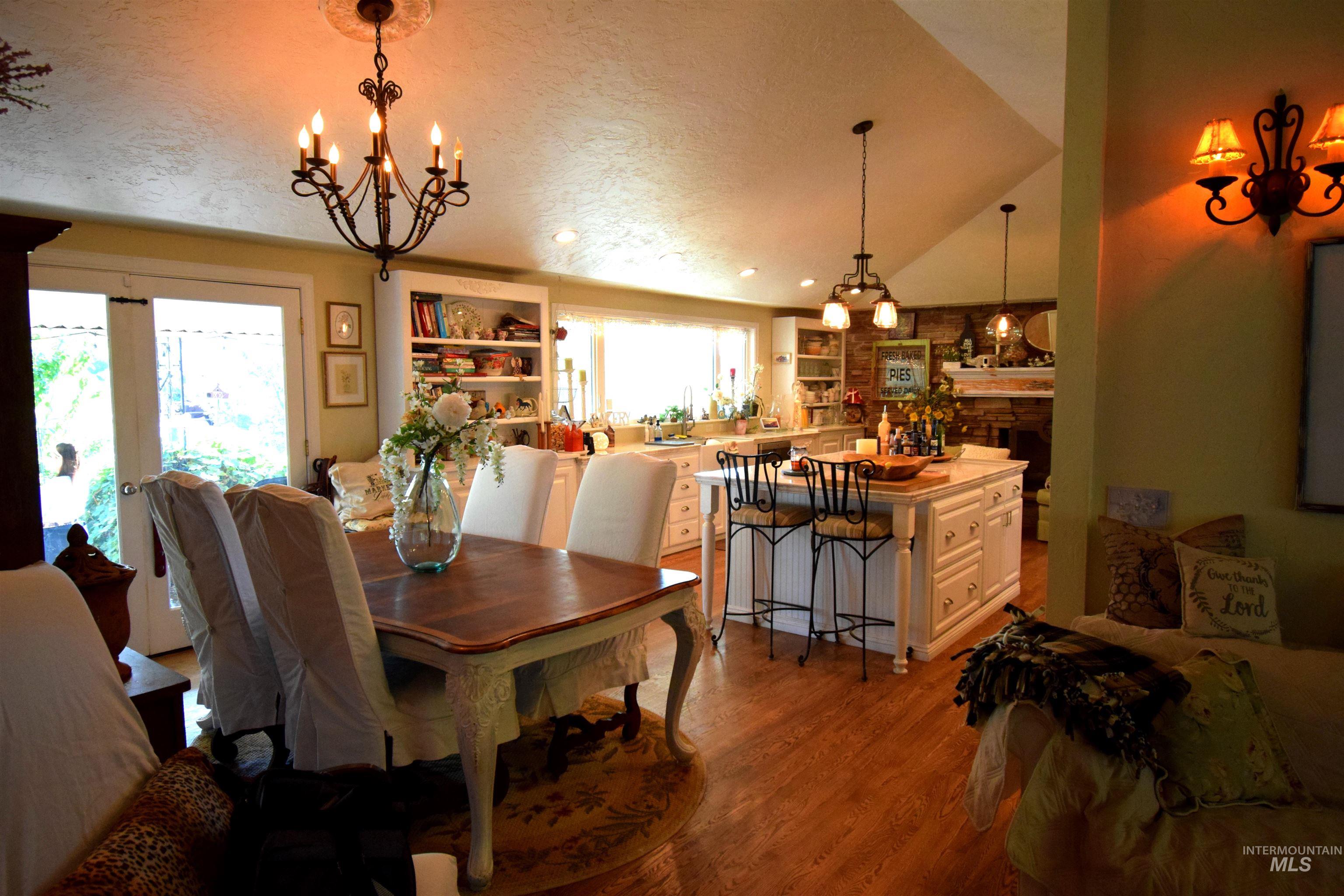 9325 W Wright St, Boise, Idaho 83709, 5 Bedrooms, 3 Bathrooms, Residential For Sale, Price $1,275,000,MLS 98972180