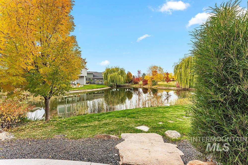 1185 N Seven Golds Pl, Eagle, Idaho 83616, 4 Bedrooms, 2.5 Bathrooms, Residential For Sale, Price $925,000,MLS 98972181