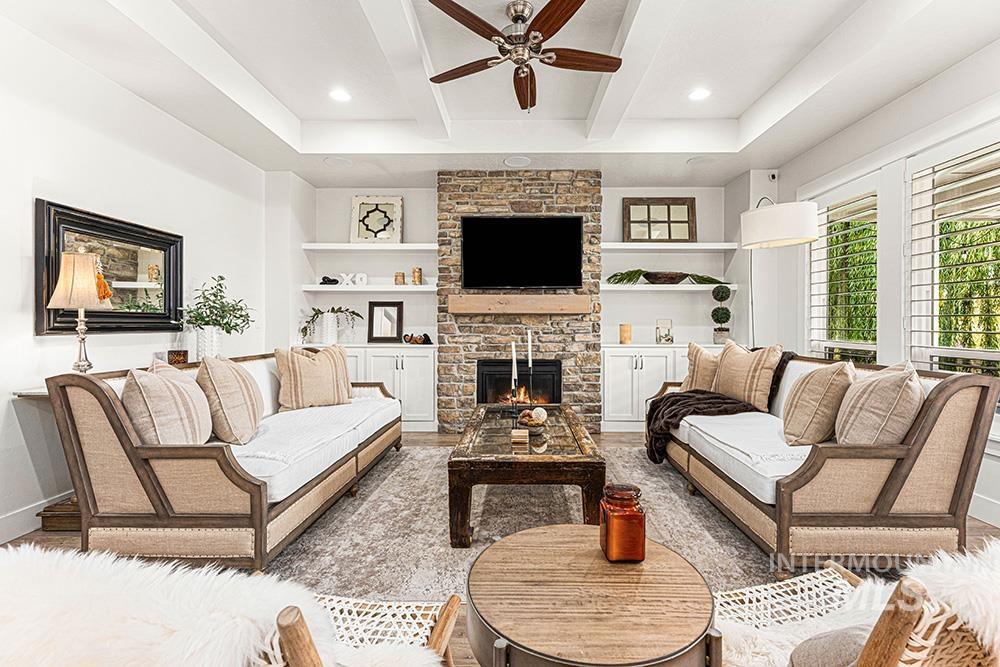 1185 N Seven Golds Pl, Eagle, Idaho 83616, 4 Bedrooms, 2.5 Bathrooms, Residential For Sale, Price $925,000,MLS 98972181