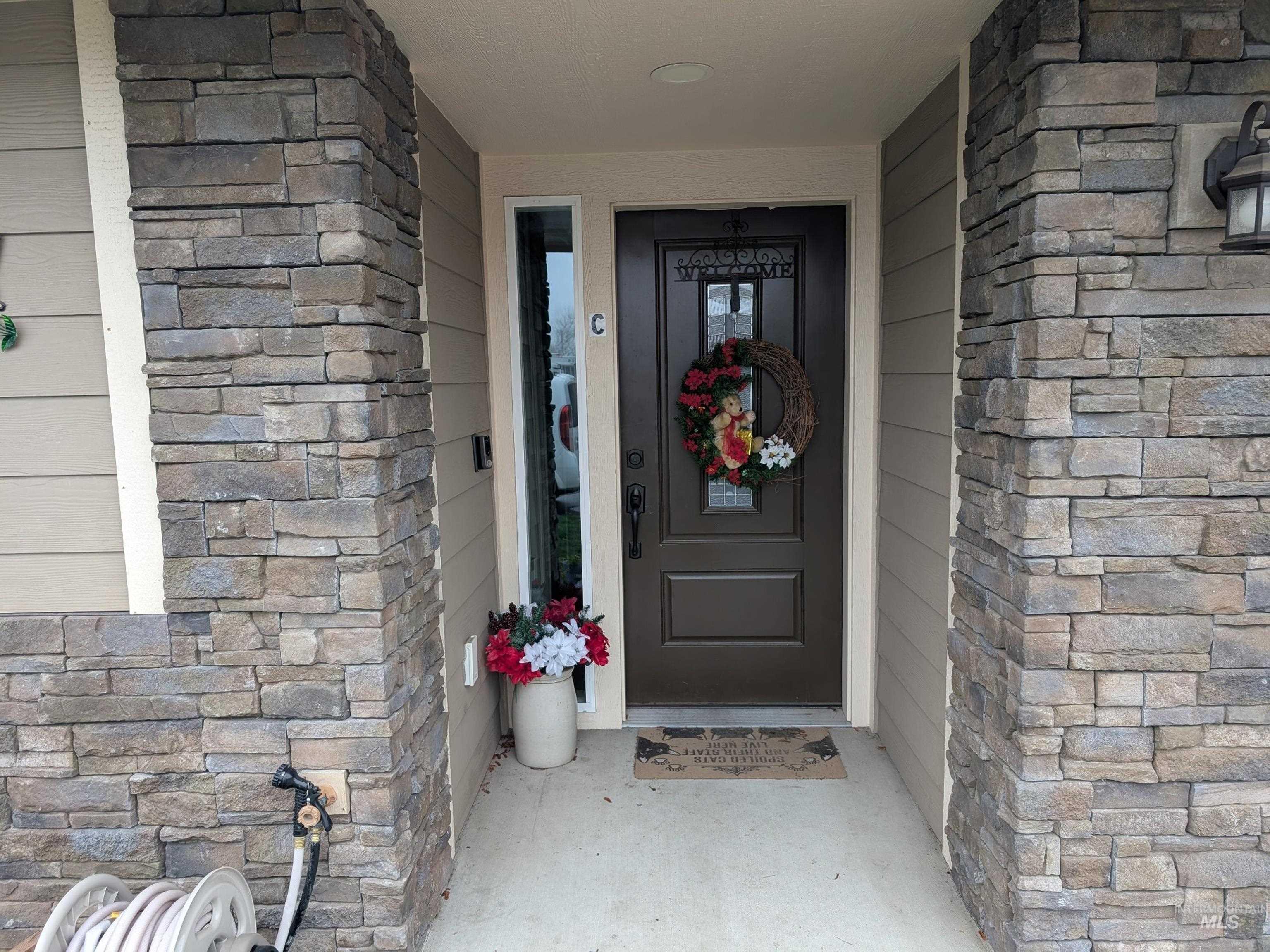 3438 5th Street, Lewiston, Idaho 83501-5138, 2 Bedrooms, 2 Bathrooms, Residential For Sale, Price $319,000,MLS 98972182