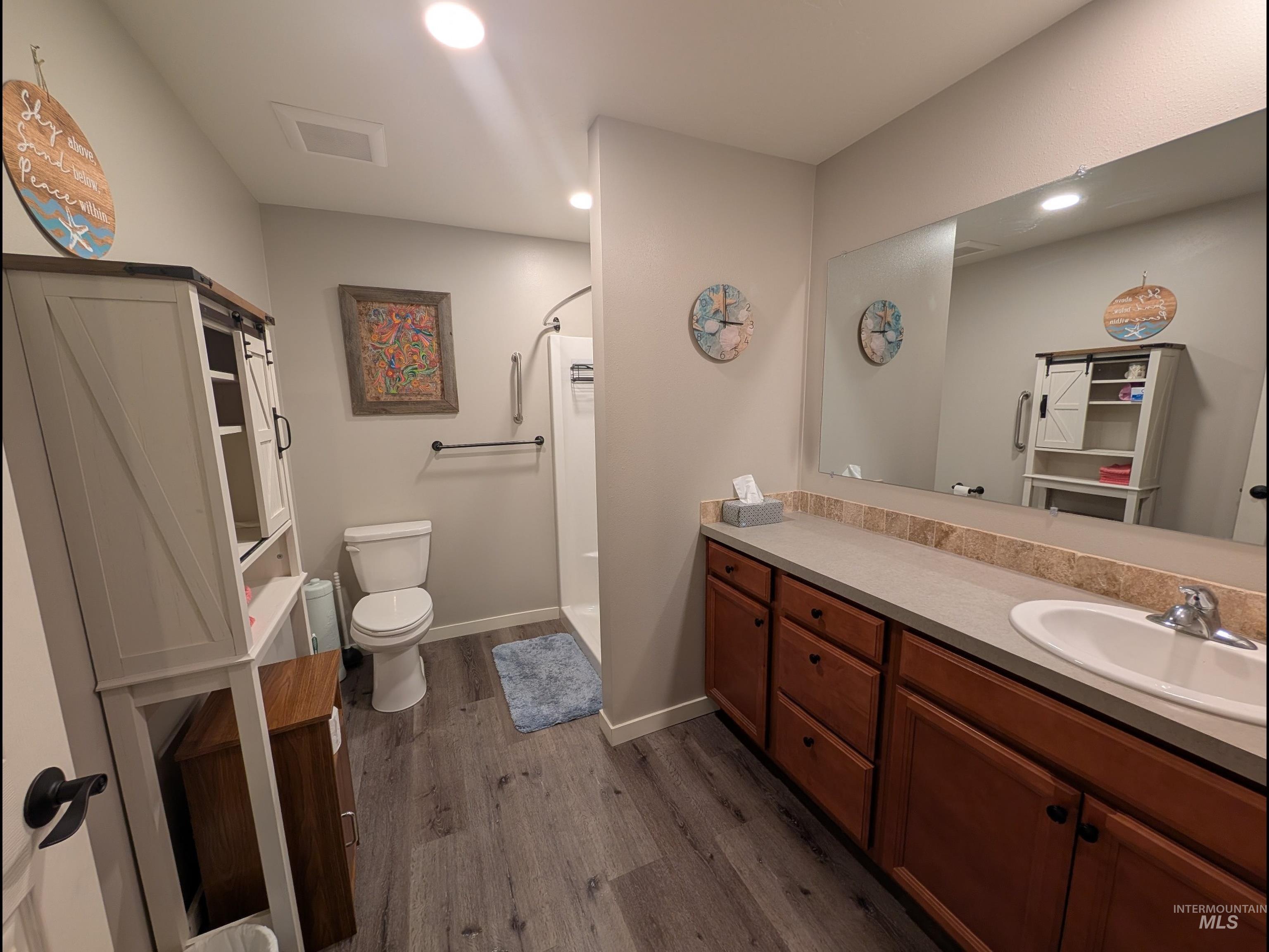 3438 5th Street, Lewiston, Idaho 83501-5138, 2 Bedrooms, 2 Bathrooms, Residential For Sale, Price $319,000,MLS 98972182