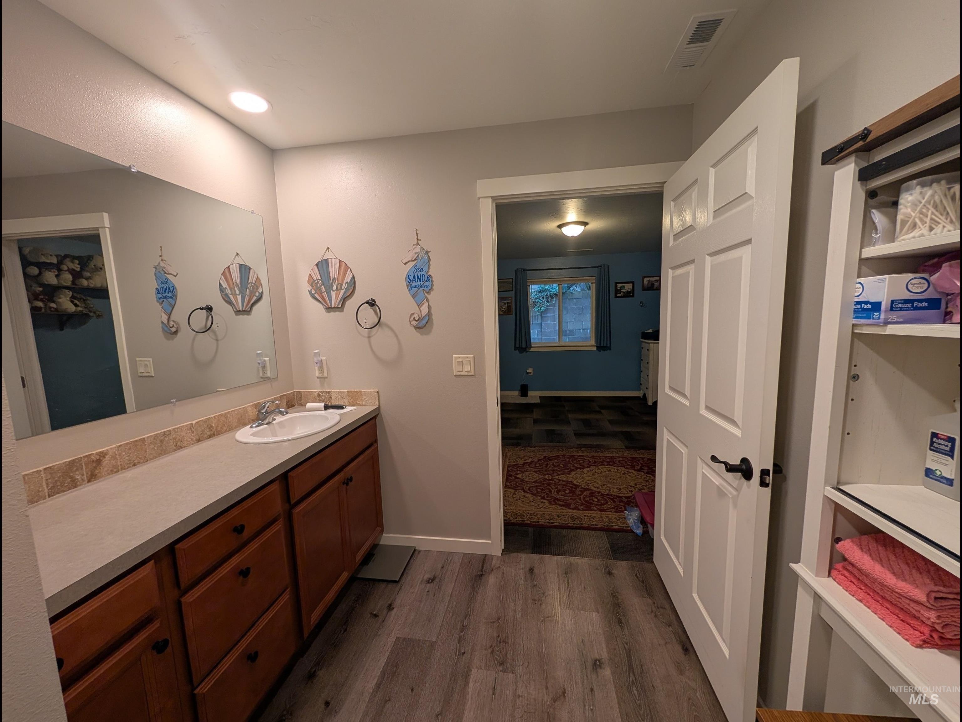 3438 5th Street, Lewiston, Idaho 83501-5138, 2 Bedrooms, 2 Bathrooms, Residential For Sale, Price $319,000,MLS 98972182