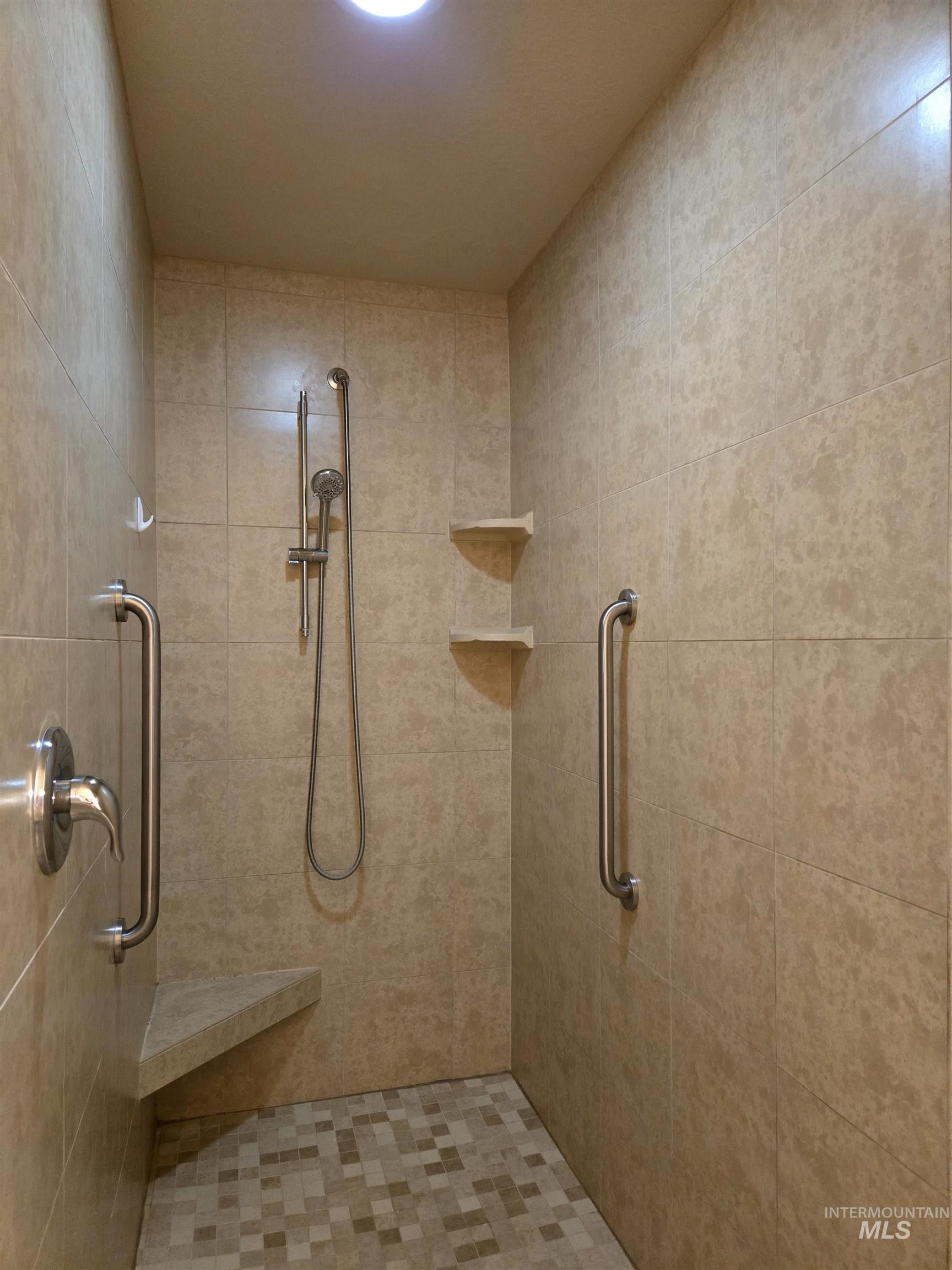 2615 Driftwood Dr., Payette, Idaho 83661, 3 Bedrooms, 2 Bathrooms, Residential For Sale, Price $415,000,MLS 98972186