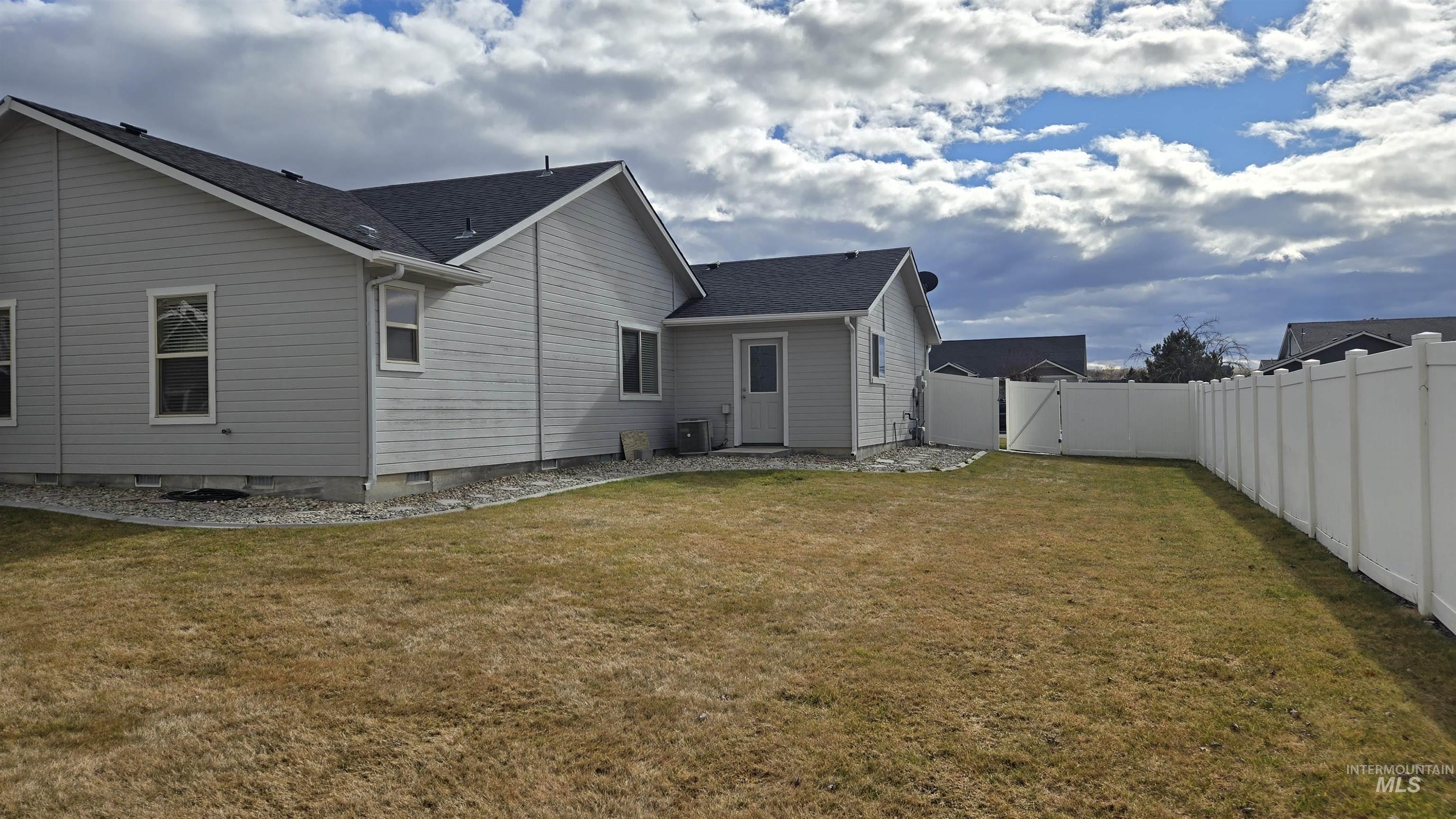 2615 Driftwood Dr., Payette, Idaho 83661, 3 Bedrooms, 2 Bathrooms, Residential For Sale, Price $398,000, 98972186