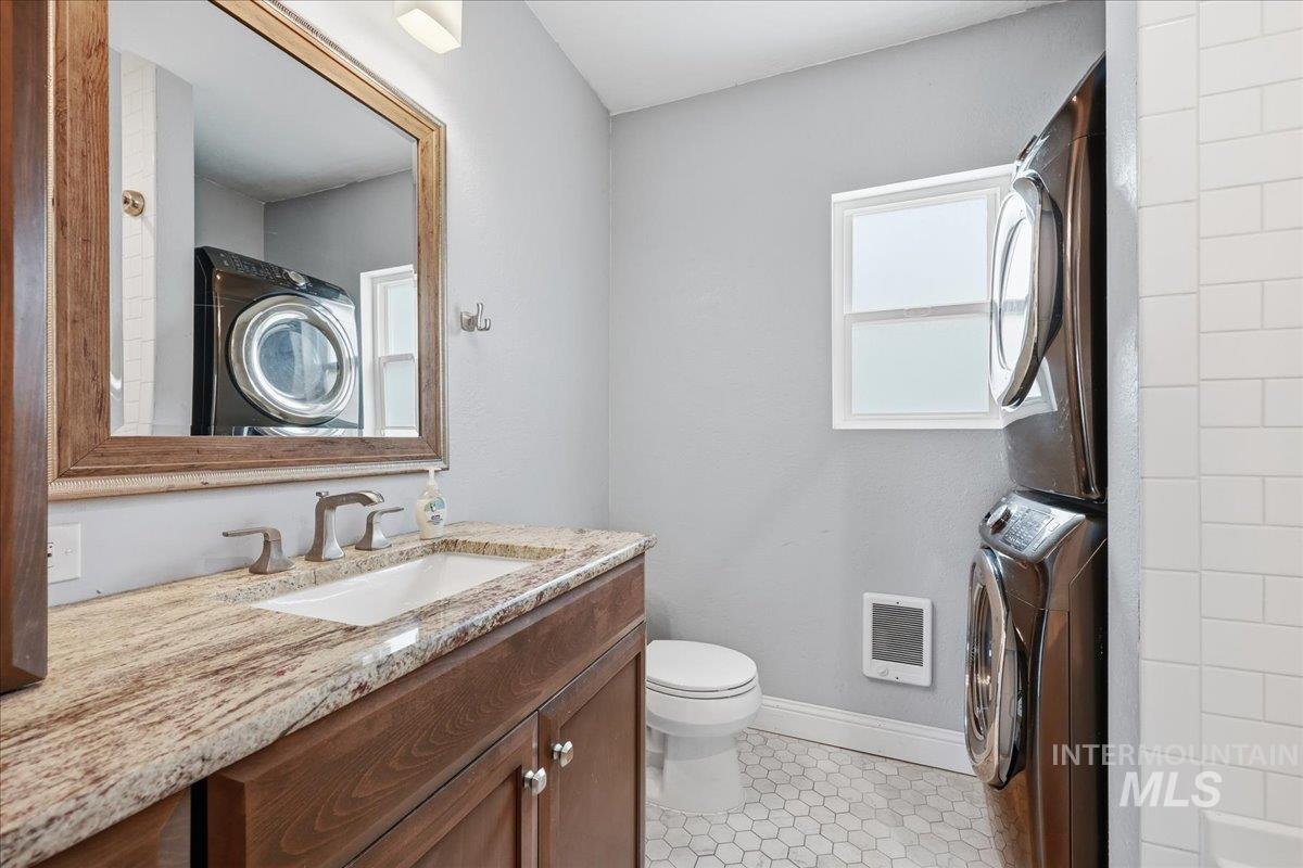 115 W Washington St, Meridian, Idaho 83642, 2 Bedrooms, 1 Bathroom, Residential For Sale, Price $299,900,MLS 98972191