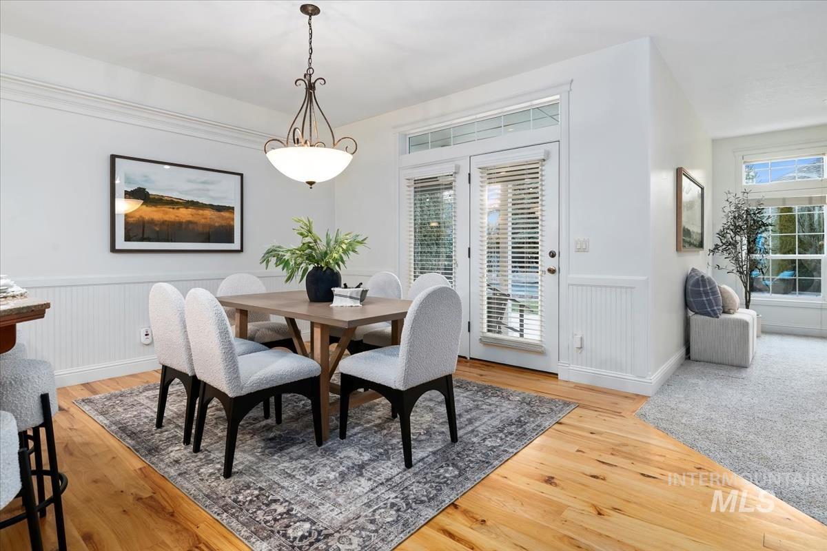 1675 S Lake Crest Way, Eagle, Idaho 83616, 5 Bedrooms, 4.5 Bathrooms, Residential For Sale, Price $1,249,900,MLS 98972192