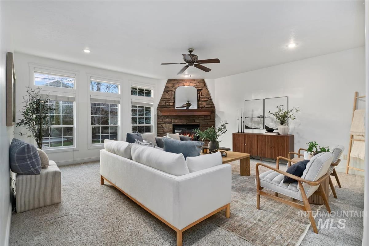 1675 S Lake Crest Way, Eagle, Idaho 83616, 5 Bedrooms, 4.5 Bathrooms, Residential For Sale, Price $1,249,900,MLS 98972192