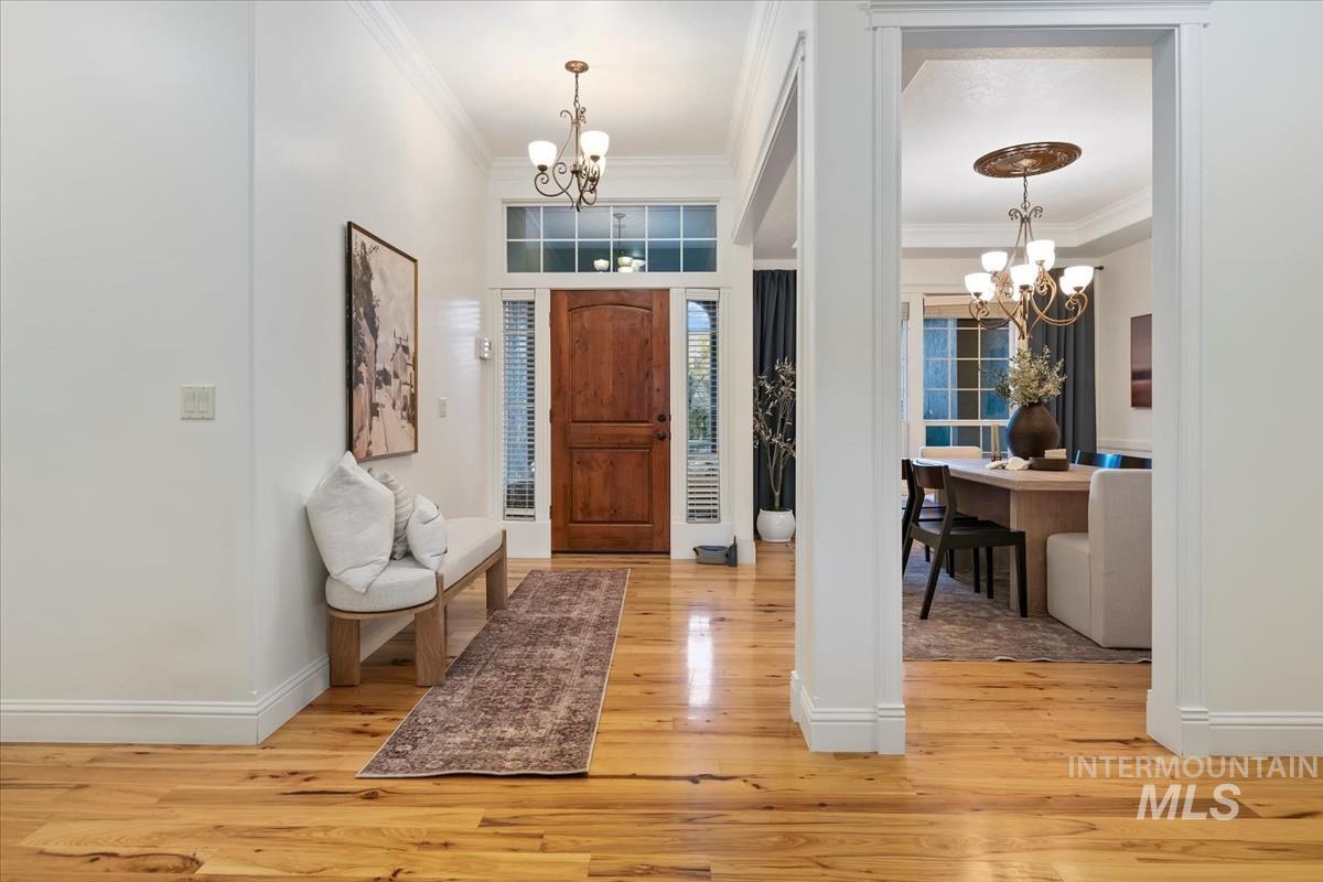 1675 S Lake Crest Way, Eagle, Idaho 83616, 5 Bedrooms, 4.5 Bathrooms, Residential For Sale, Price $1,249,900,MLS 98972192