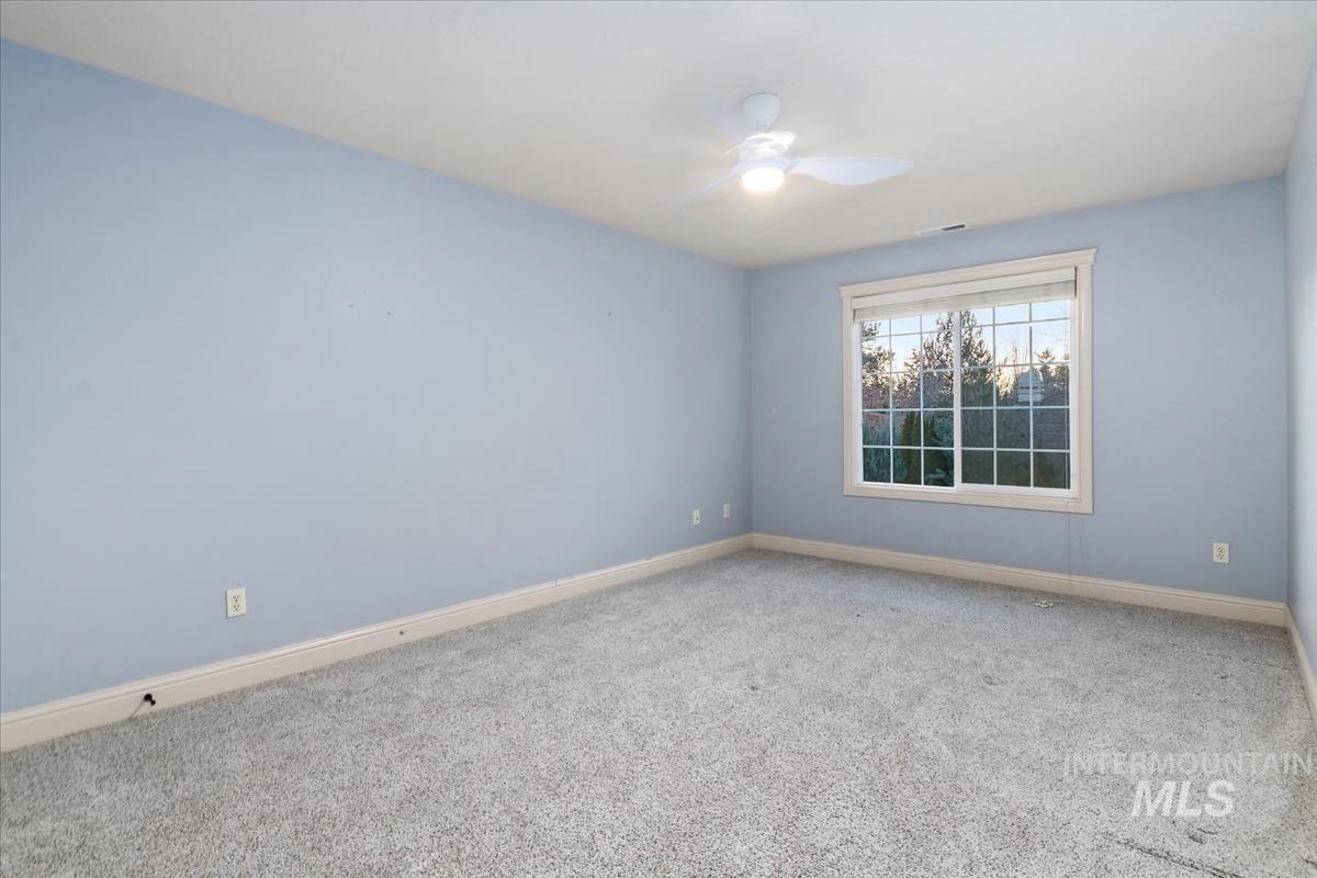 1675 S Lake Crest Way, Eagle, Idaho 83616, 5 Bedrooms, 4.5 Bathrooms, Residential For Sale, Price $1,249,900,MLS 98972192