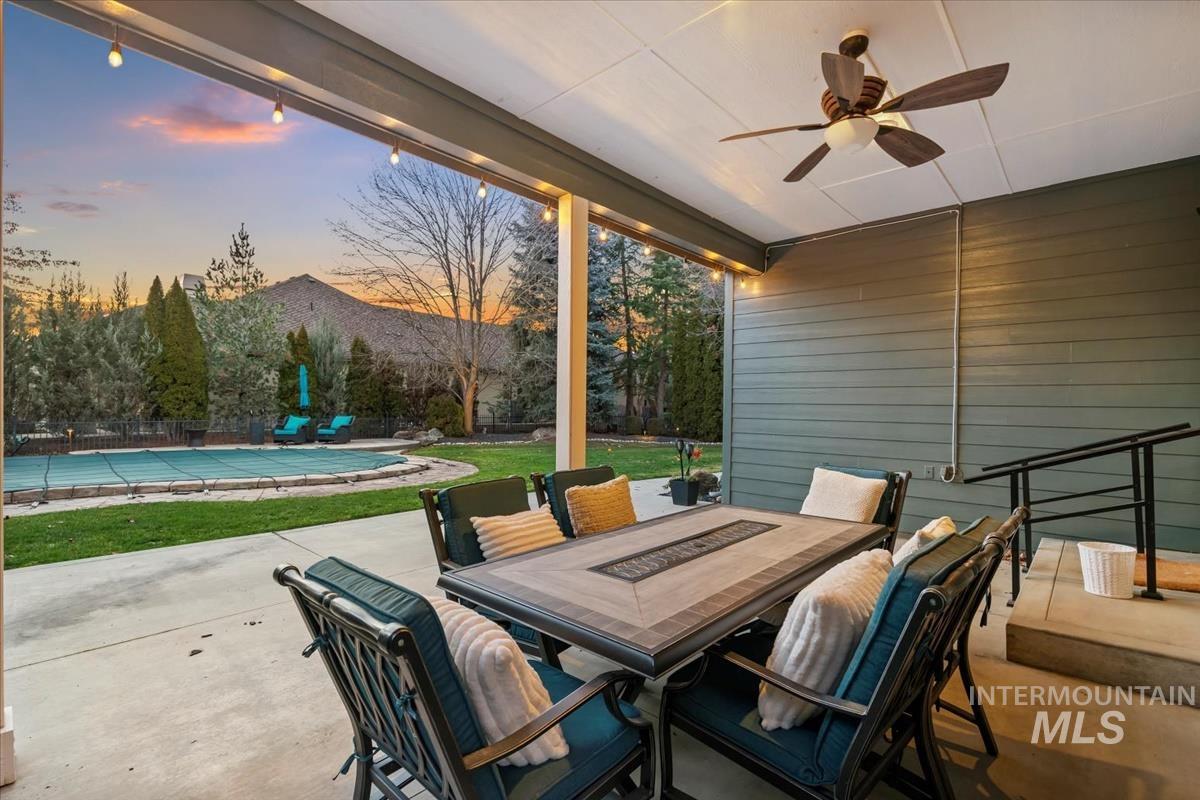 1675 S Lake Crest Way, Eagle, Idaho 83616, 5 Bedrooms, 4.5 Bathrooms, Residential For Sale, Price $1,249,900,MLS 98972192